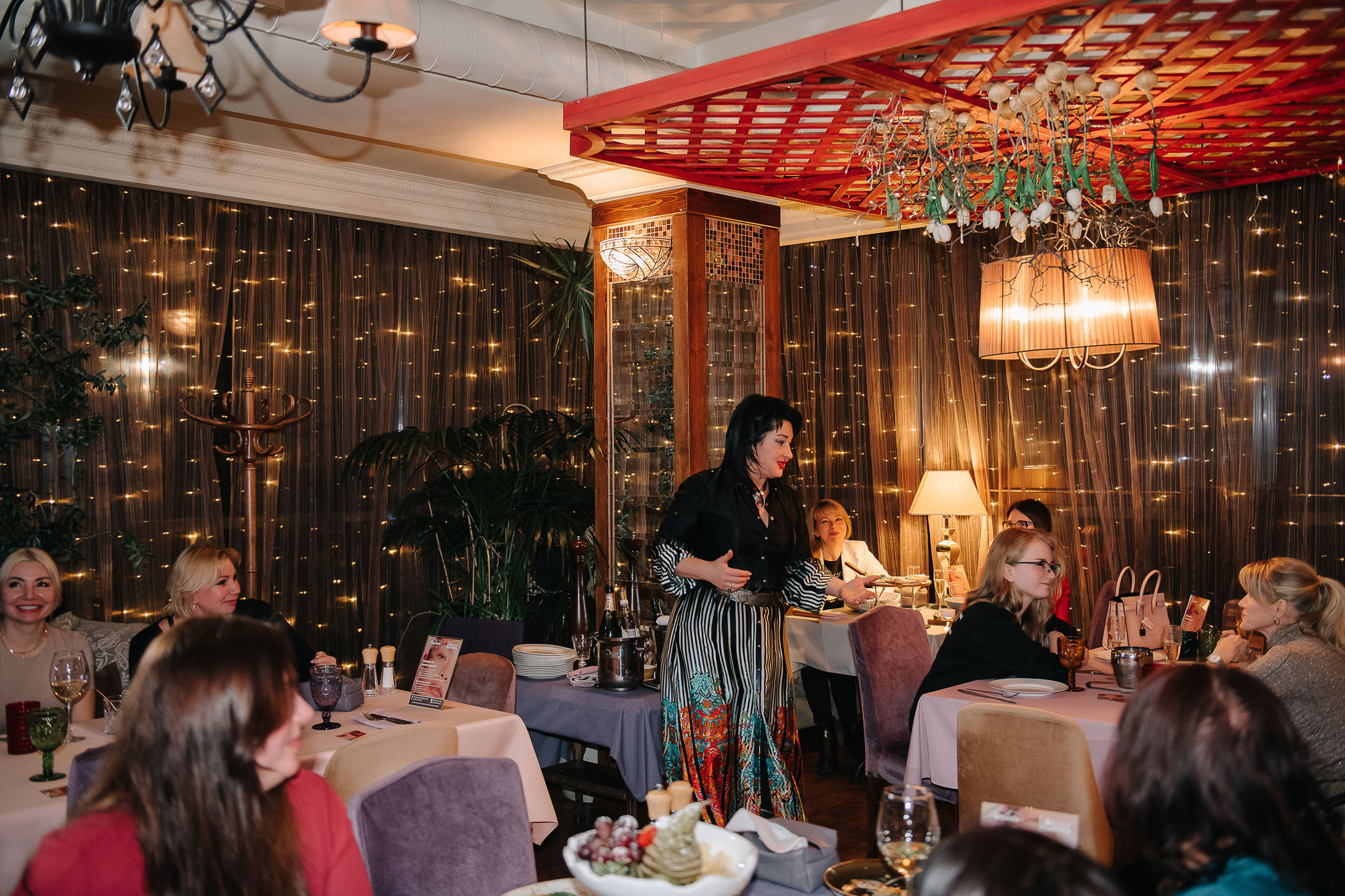 Ресторан Веранда. Бабий бунт. Фотограф Валерия Голубева (Миронова)