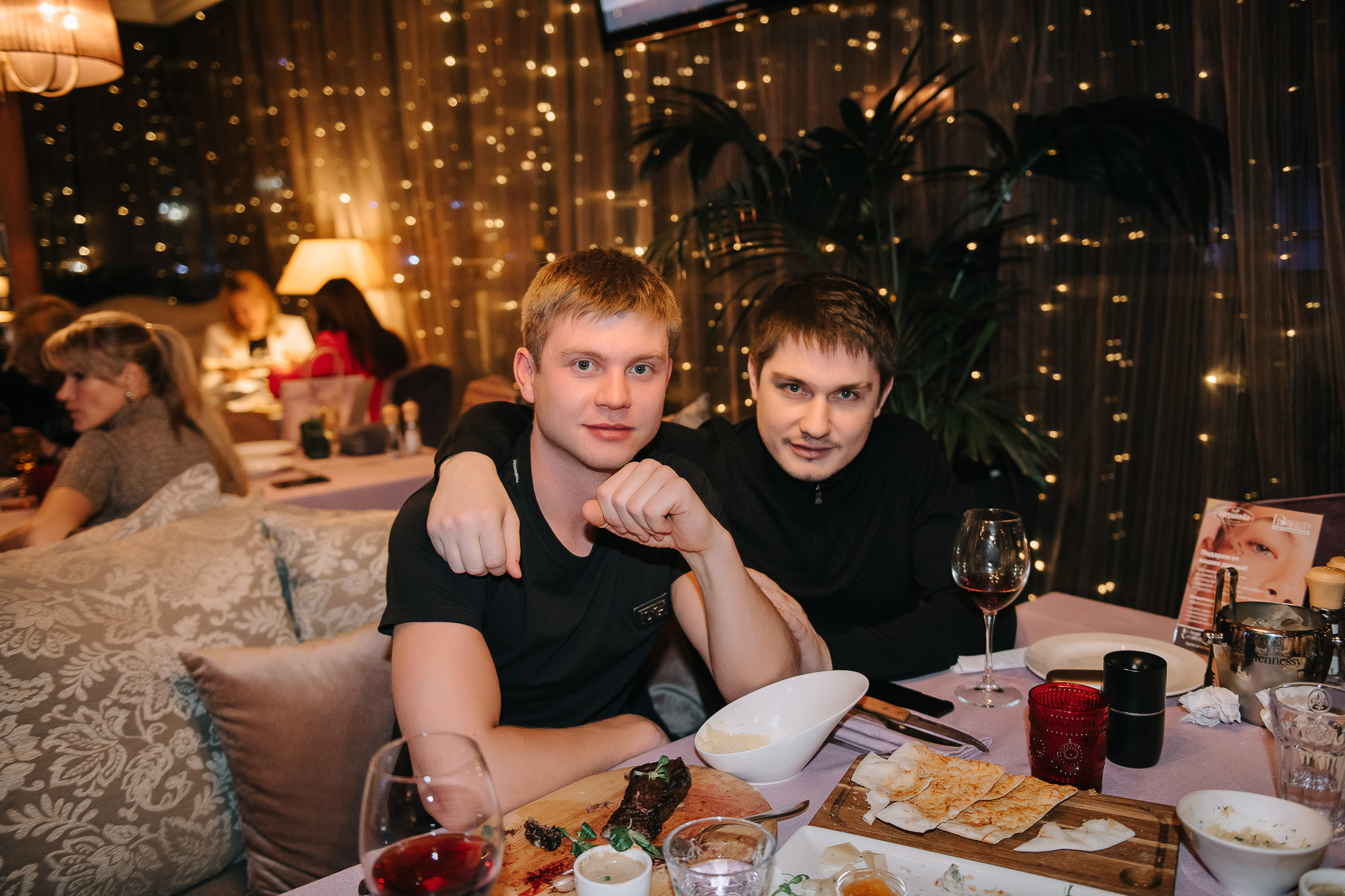 Ресторан Веранда. Бабий бунт. Фотограф Валерия Голубева (Миронова)