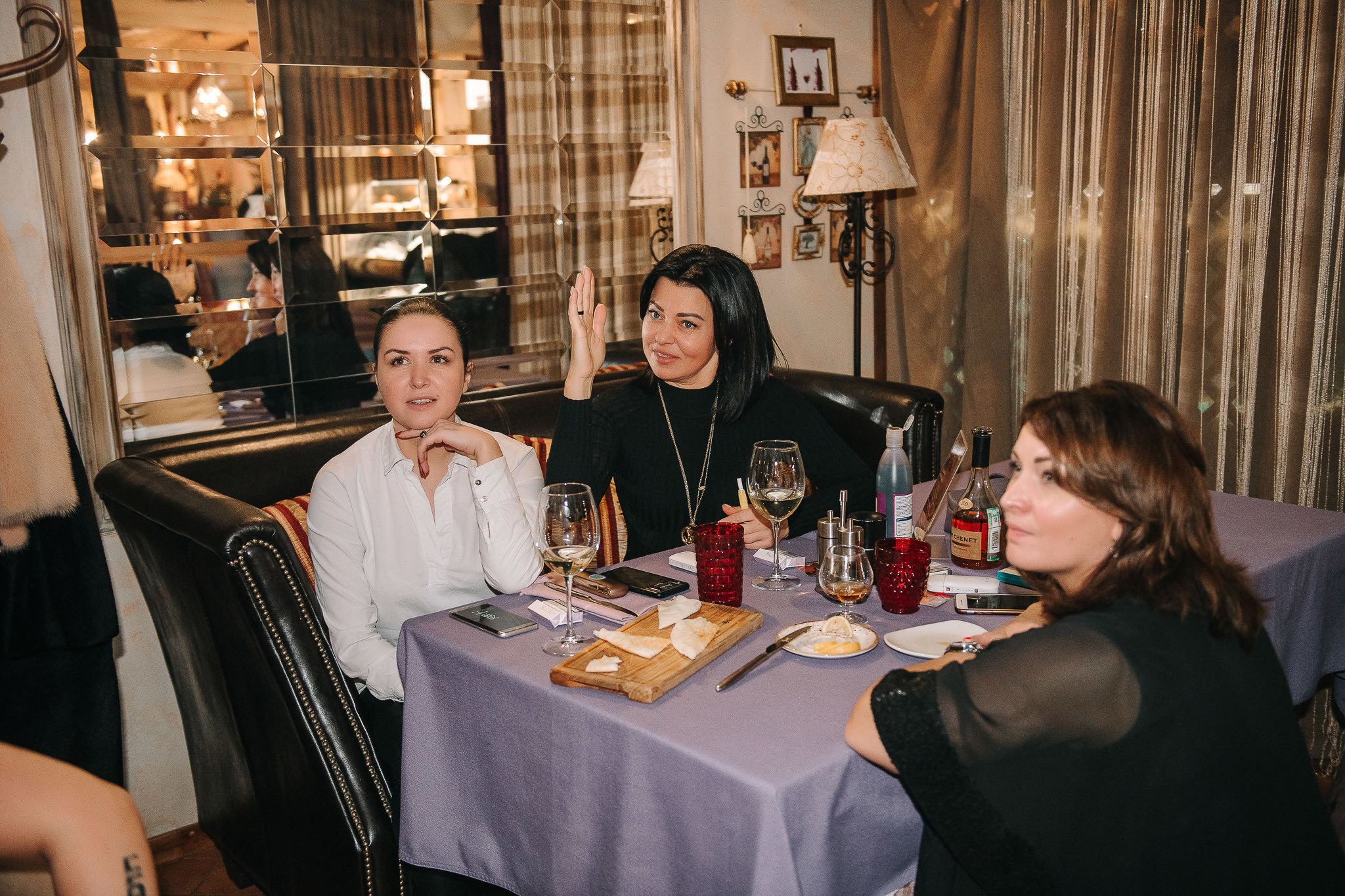 Ресторан Веранда. Бабий бунт. Фотограф Валерия Голубева (Миронова)