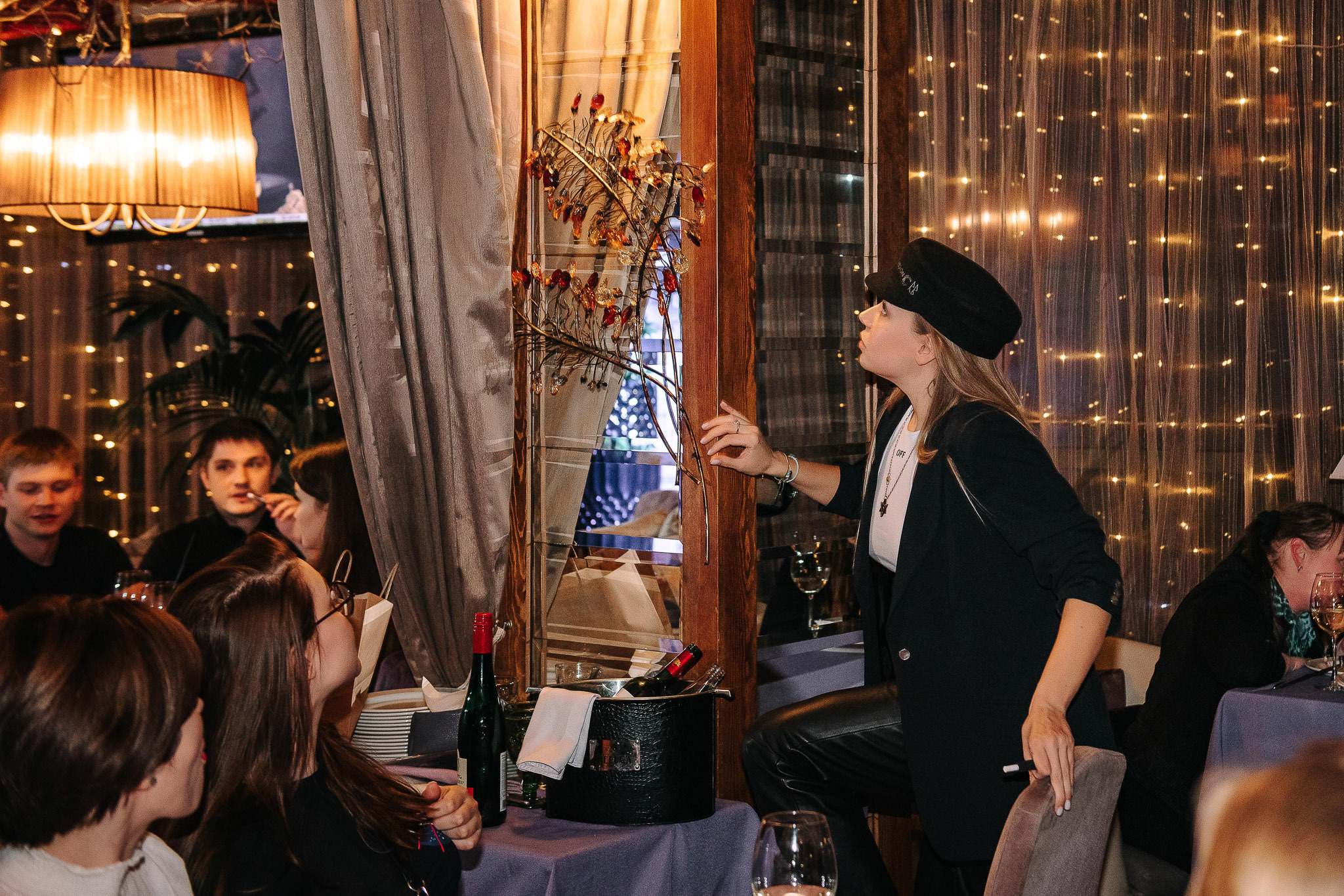 Ресторан Веранда. Бабий бунт. Фотограф Валерия Голубева (Миронова)