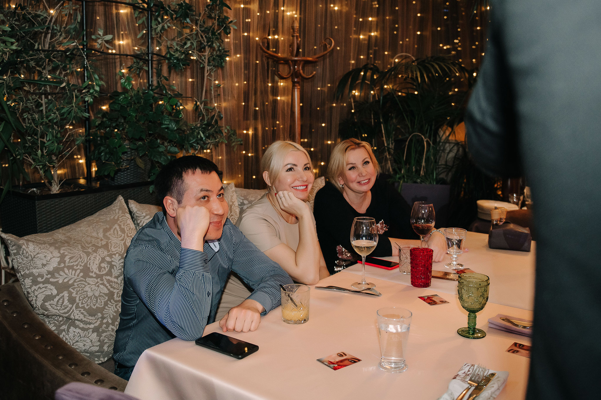 Ресторан Веранда. Бабий бунт. Фотограф Валерия Голубева (Миронова)