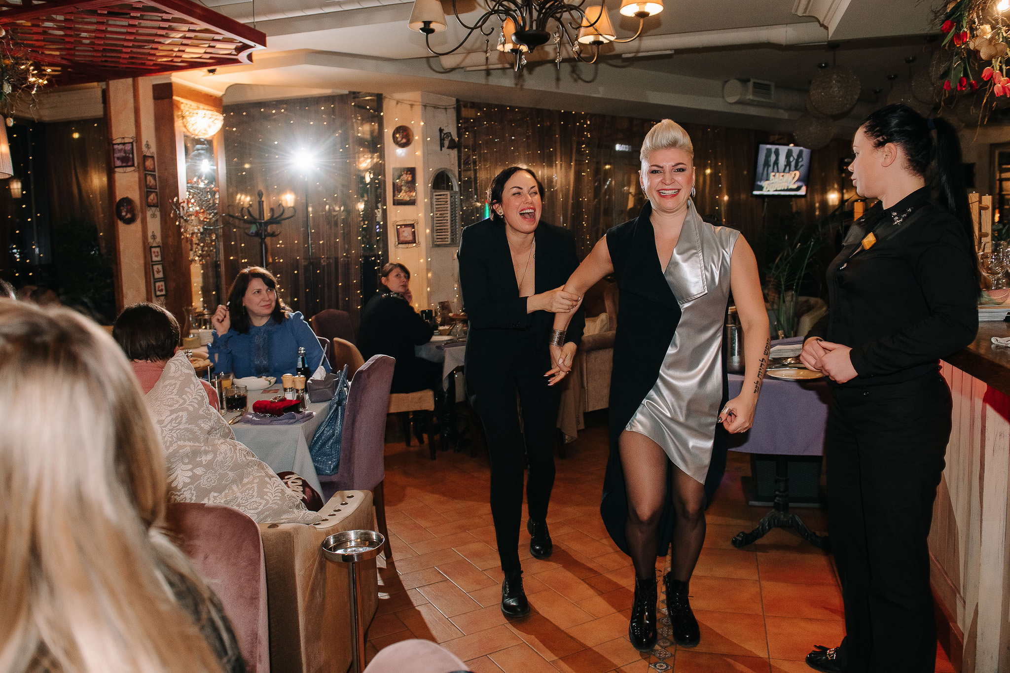 Ресторан Веранда. Бабий бунт. Фотограф Валерия Голубева (Миронова)