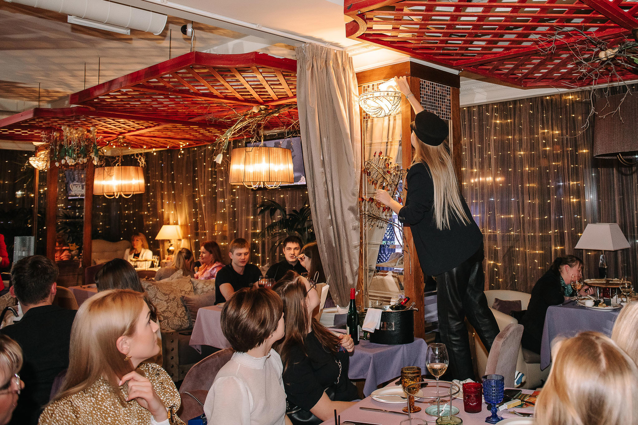 Ресторан Веранда. Бабий бунт. Фотограф Валерия Голубева (Миронова)