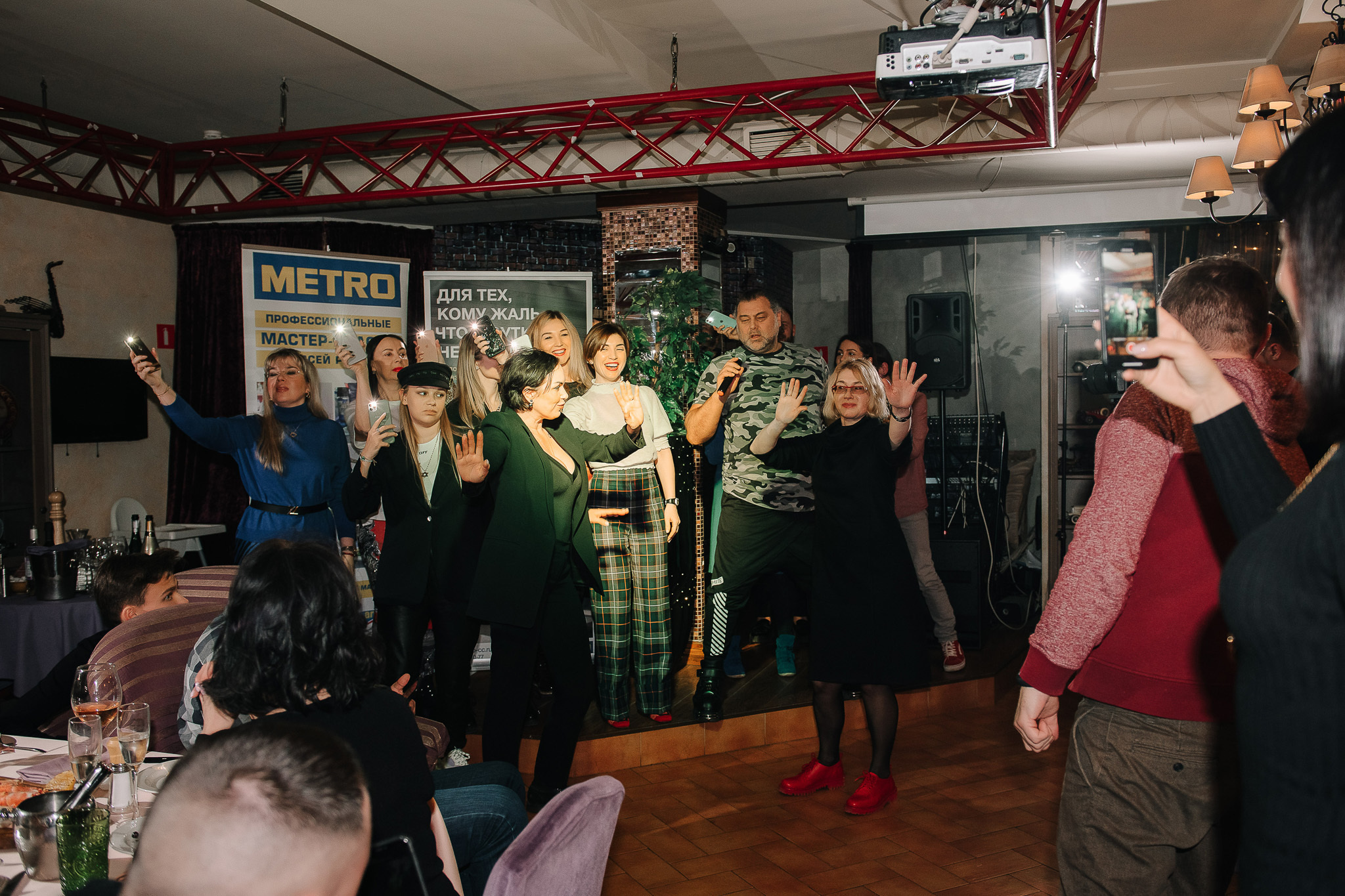 Ресторан Веранда. Бабий бунт. Фотограф Валерия Голубева (Миронова)