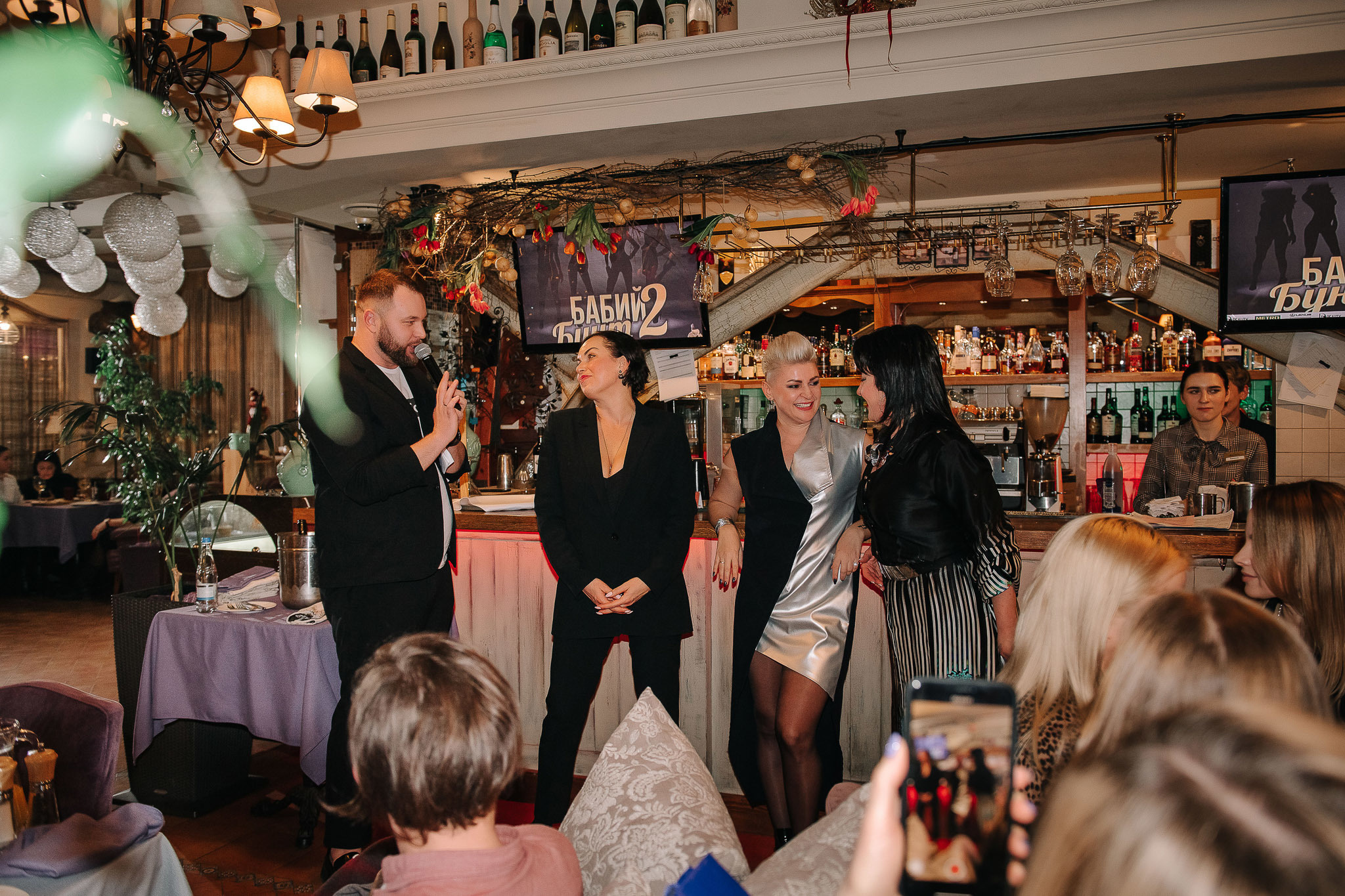 Ресторан Веранда. Бабий бунт. Фотограф Валерия Голубева (Миронова)