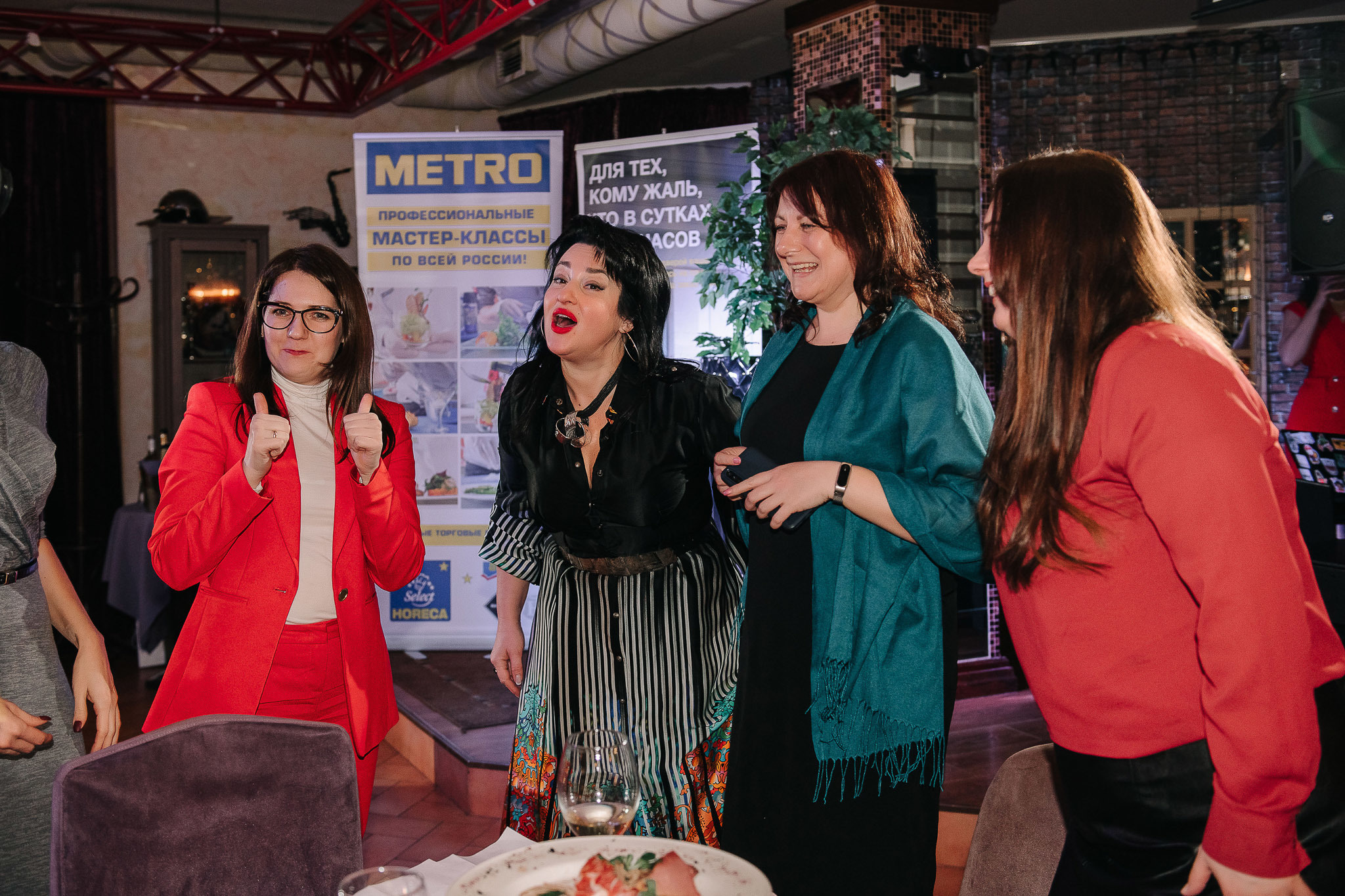 Ресторан Веранда. Бабий бунт. Фотограф Валерия Голубева (Миронова)