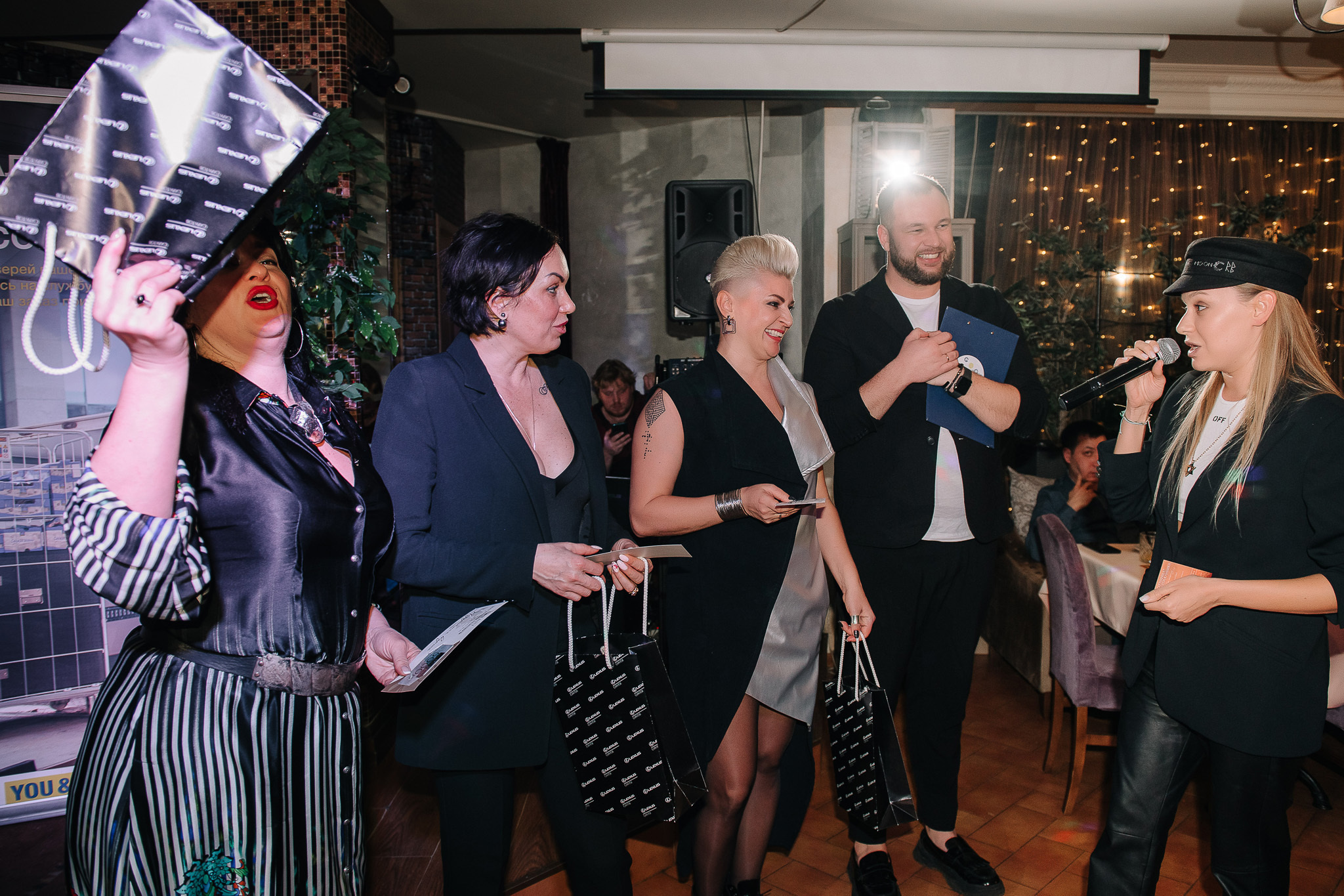 Ресторан Веранда. Бабий бунт. Фотограф Валерия Голубева (Миронова)