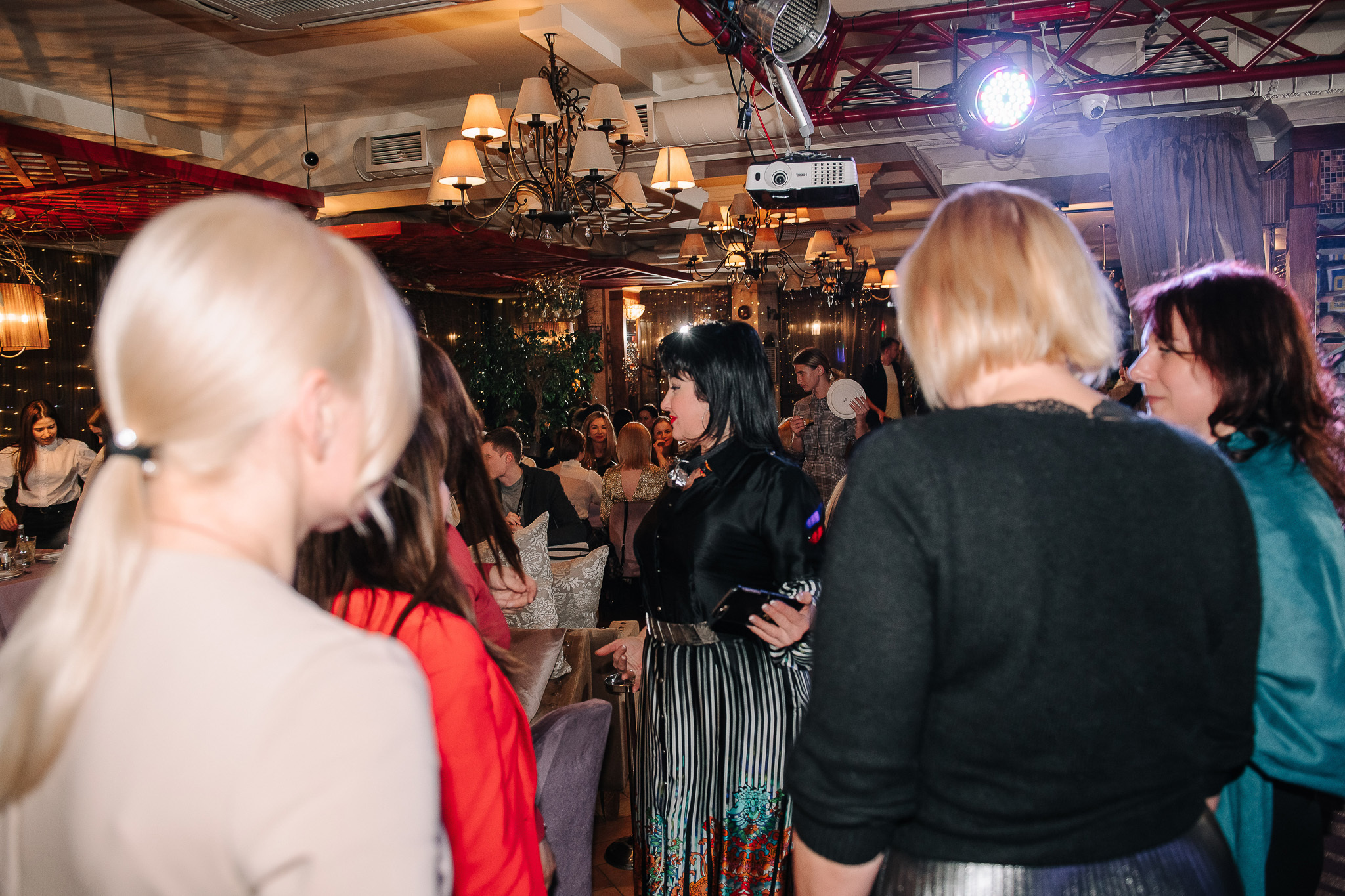 Ресторан Веранда. Бабий бунт. Фотограф Валерия Голубева (Миронова)