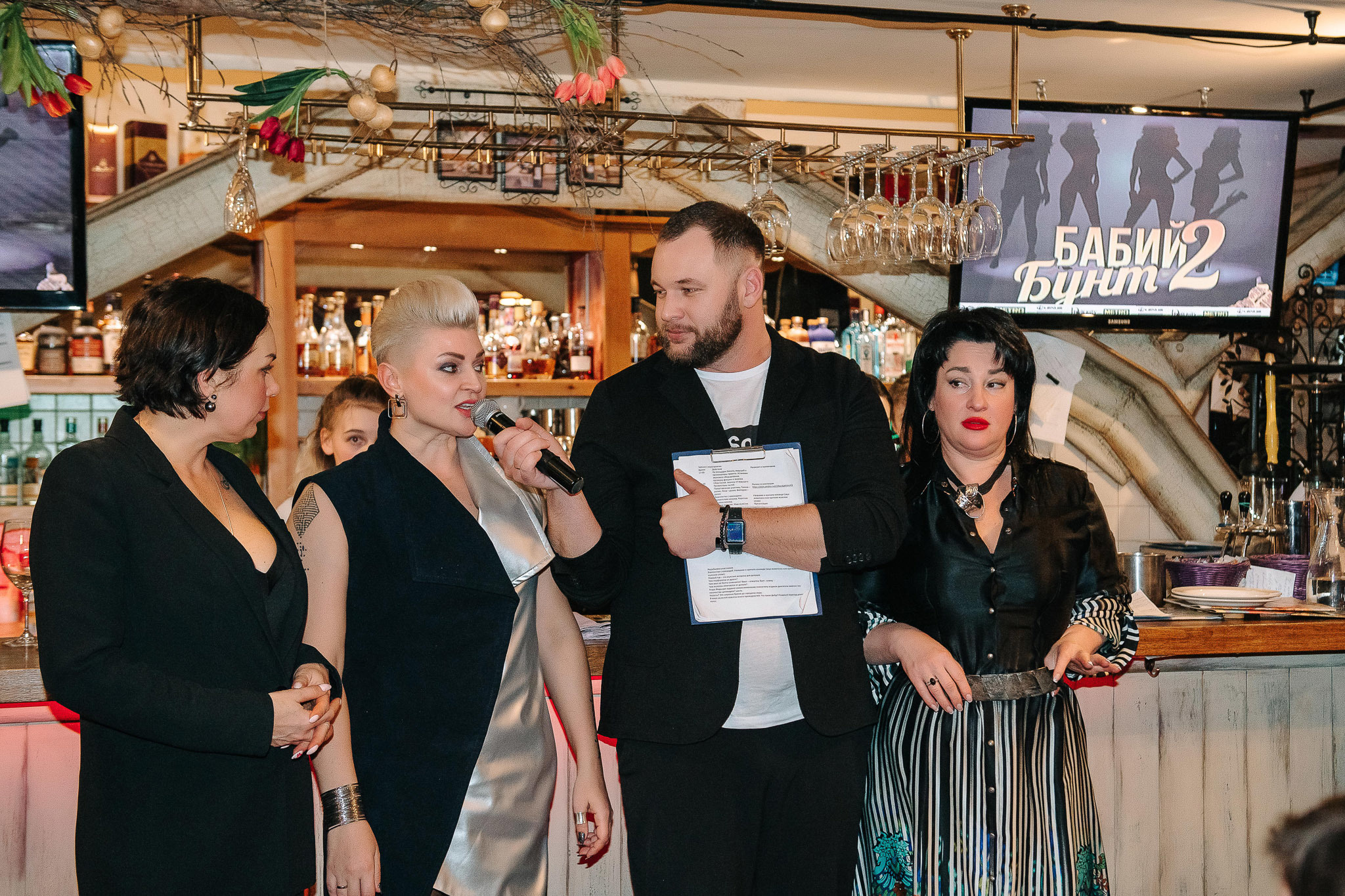 Ресторан Веранда. Бабий бунт. Фотограф Валерия Голубева (Миронова)