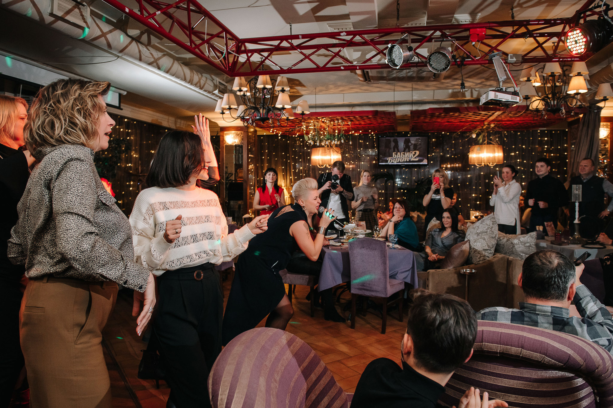 Ресторан Веранда. Бабий бунт. Фотограф Валерия Голубева (Миронова)