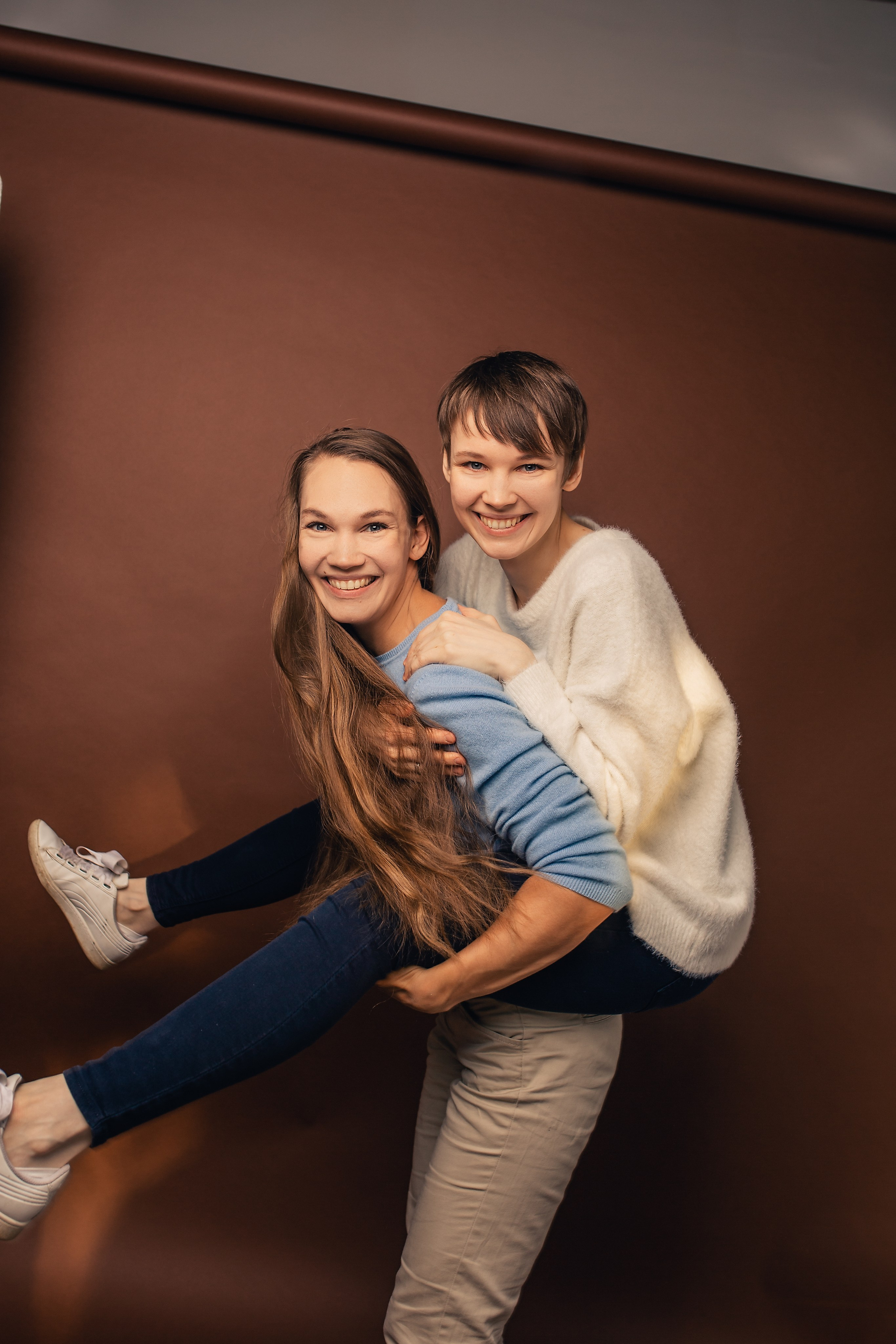 Три поколения женщин семьи. Фотограф в Москве Наталья Спиридонова