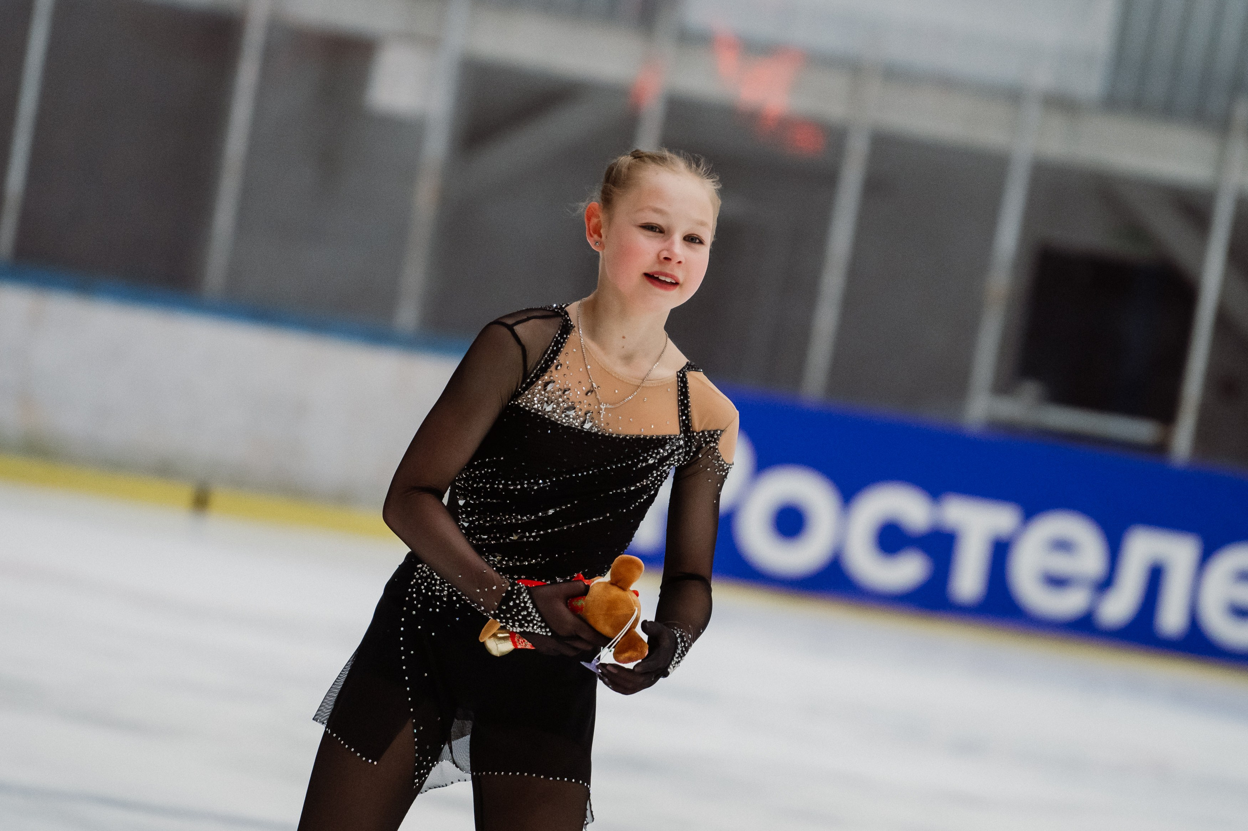 Первенство ДФО и СФО по фигурному катанию на коньках г. Искитим. Воробьева Ксения — Спортивный и танцевальный фотограф Новосибирск