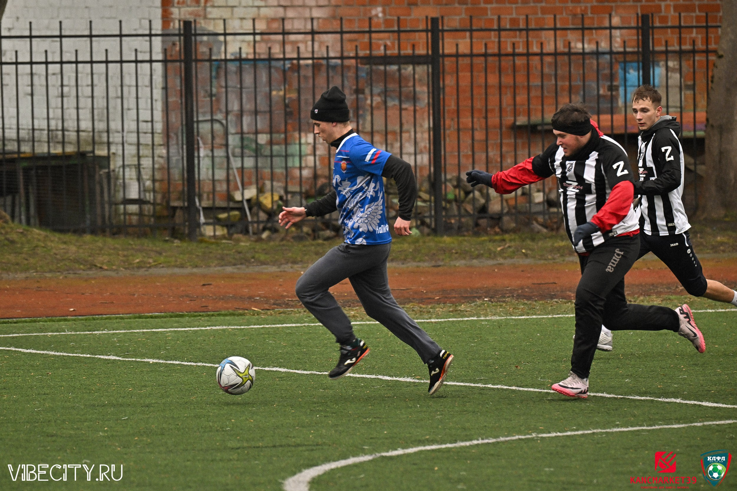 XX ЧЕМПИОНАТ КАЛИНИНГРАДСКОЙ ЛФЛ КАНЦМАРКЕТ39 сезона 2024–2025 гг. VIBECITY.RU Вайб Сити Ру Фоторепортажи Фотоотчеты Калининград