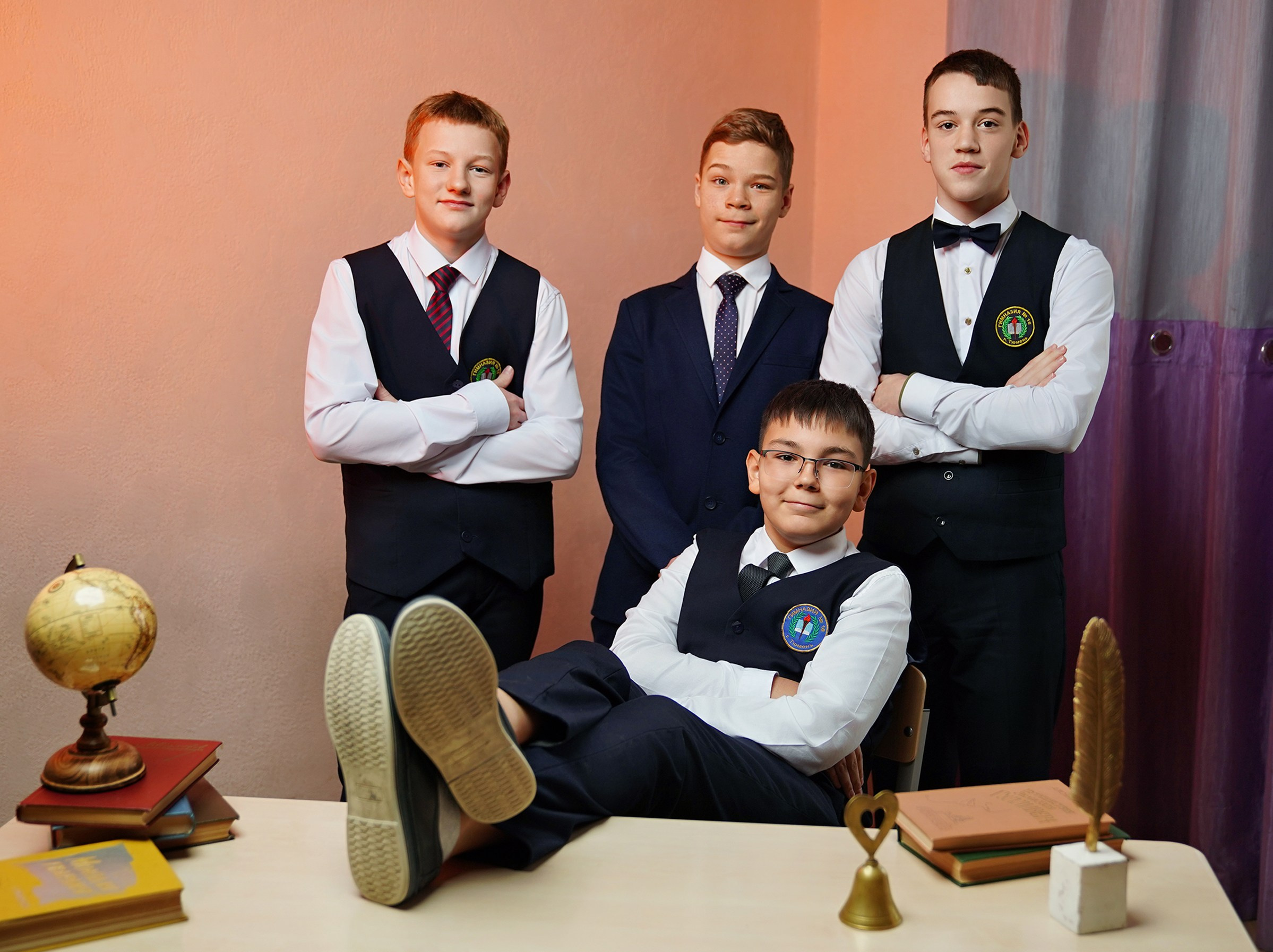 Виньетка + портреты. GOTRA — выпускные альбомы в Тюмени