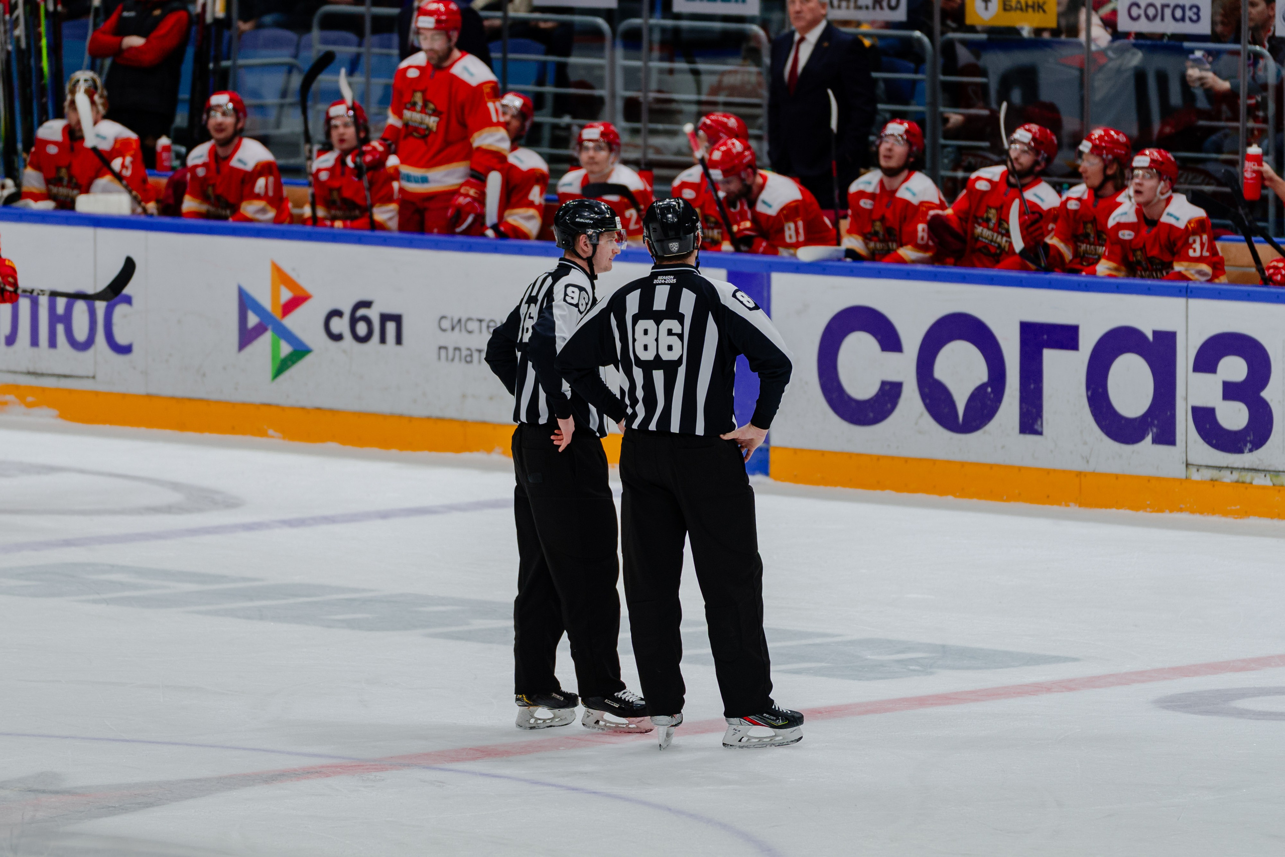 КХЛ КУНЬЛУНЬ РС — АВАНГАРД 22 МАРТА 2025. Репортажный фотограф в Москве Измалков Артем