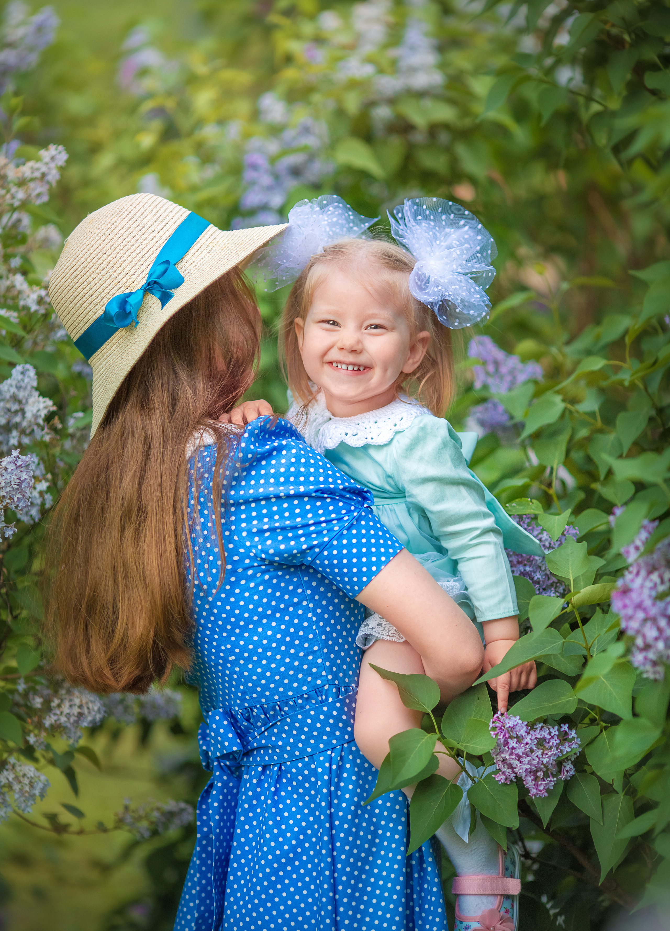 Детский портрет, мама и малыш, мама и дочь, семейная фотопрогулка, фотосессия в парке. Профессиональный фотограф, фотохудожник, видеограф из Москвы