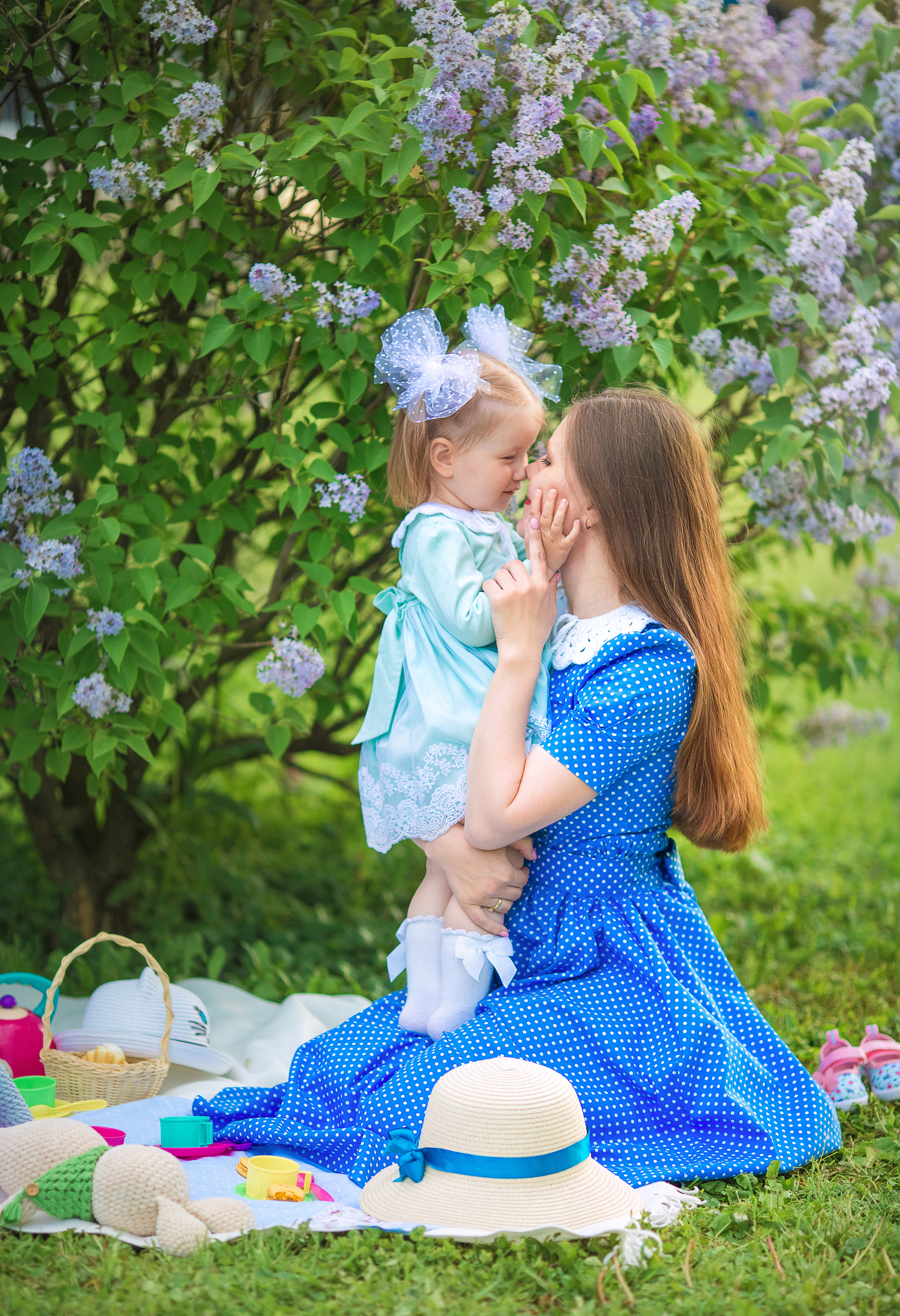 Детский портрет, мама и малыш, мама и дочь, семейная фотопрогулка, фотосессия в парке. Профессиональный фотограф, фотохудожник, видеограф из Москвы