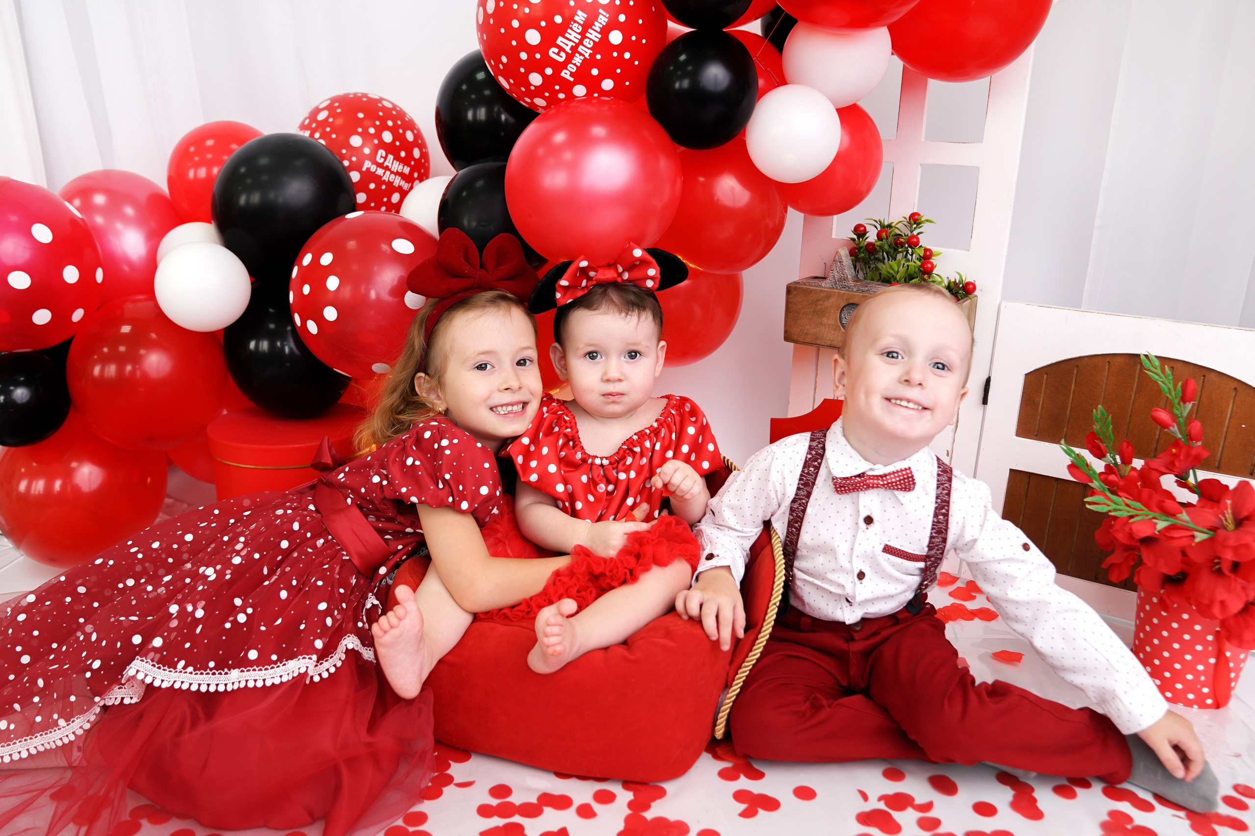 Фотосессия ГОДОВАСИЕ. Фотограф новорожденных, детей до года и беременных в Симферополе