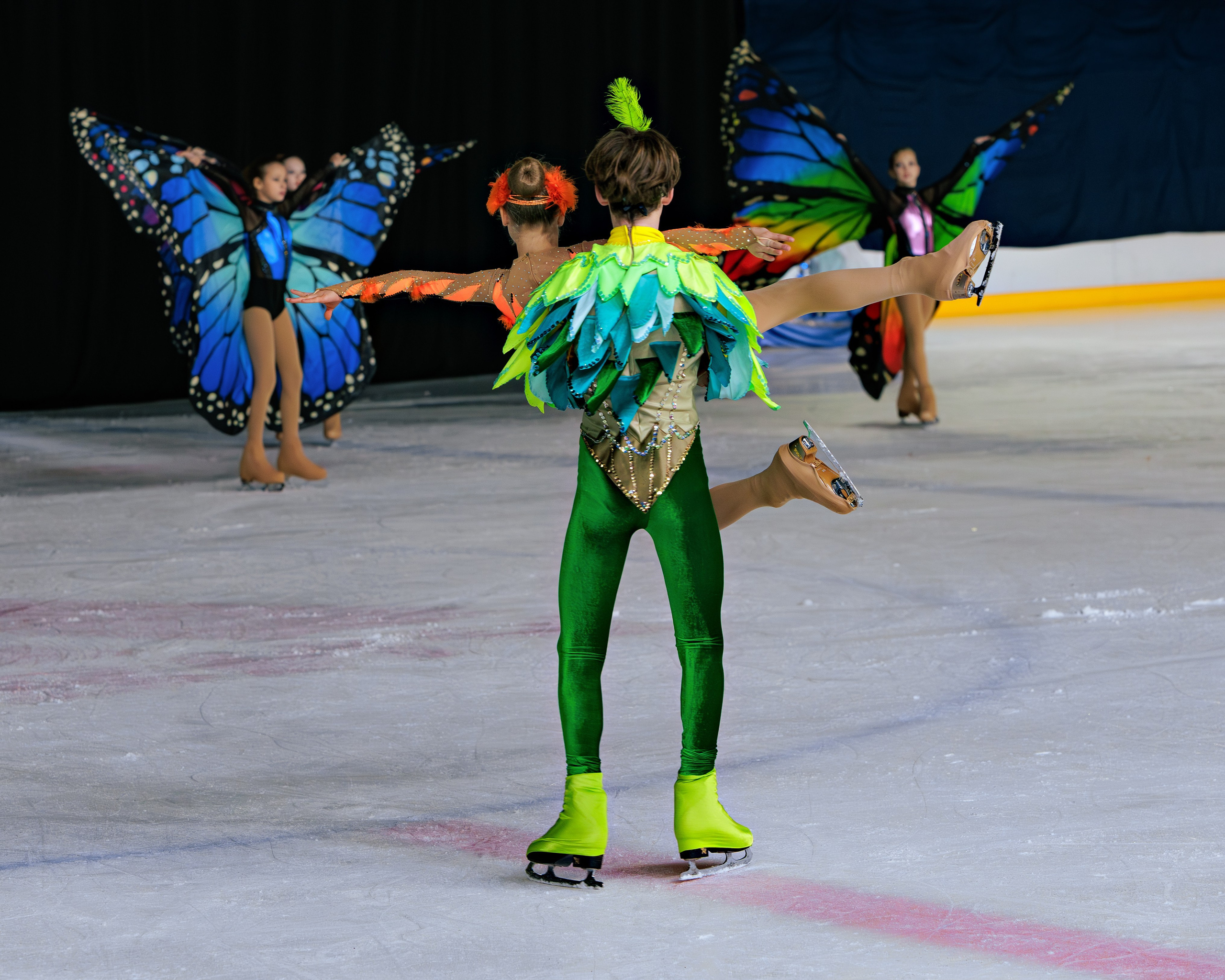 Детский театр на льду «АЛЕКО». Выпускные альбомы и школьный фотограф в Подольске, Троицке, Щербинке, Москве и Московской области