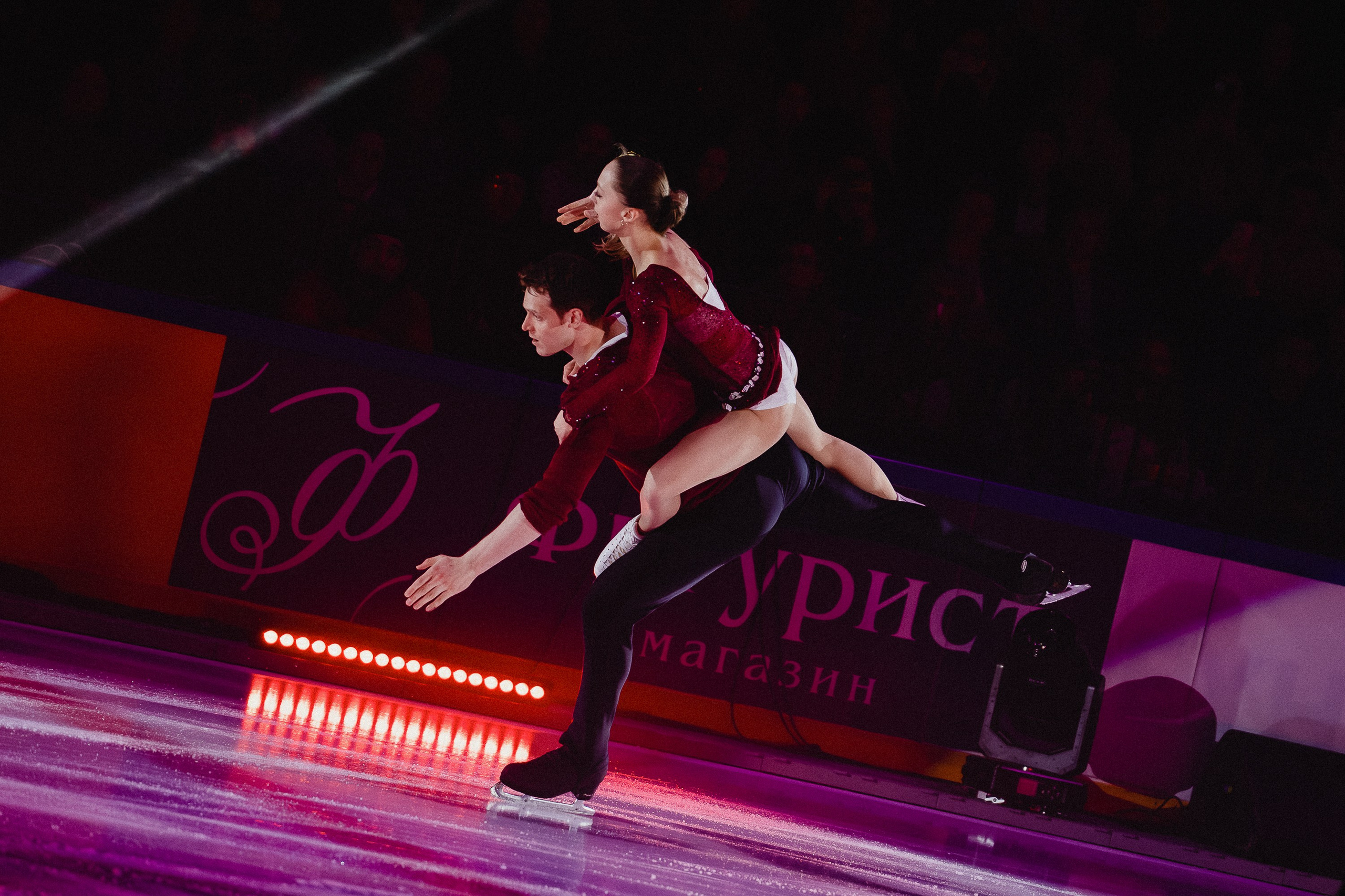 Шоу Этери Тутберидзе в Новосибирске. Воробьева Ксения — Спортивный и танцевальный фотограф Новосибирск
