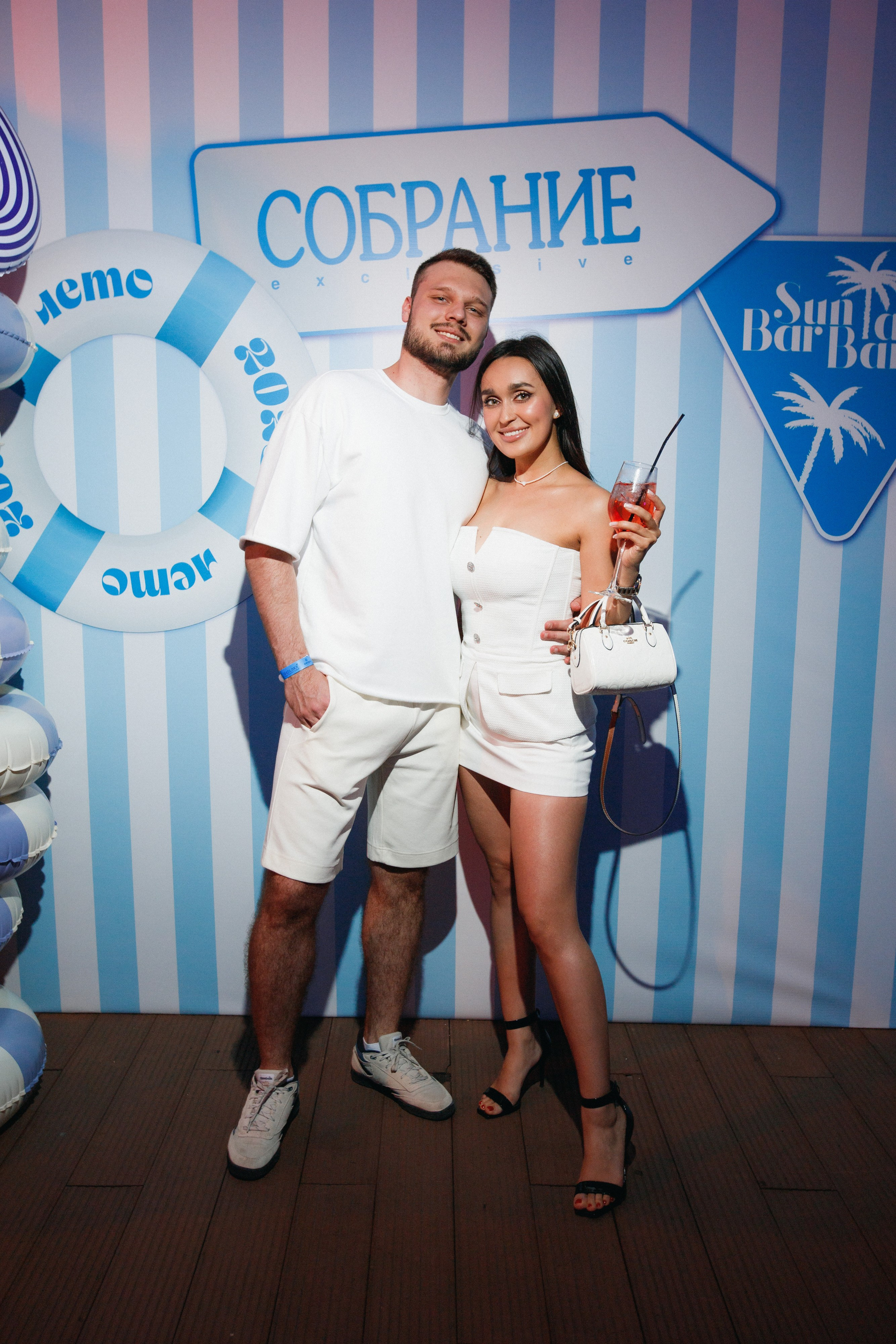 СОБРАНИЕ — ПРЕЗЕНТАЦИЯ НОВОГО НОМЕРА. СВОИ. ФОТООТЧЕТЫ-СОБЫТИЯ-МЕСТА