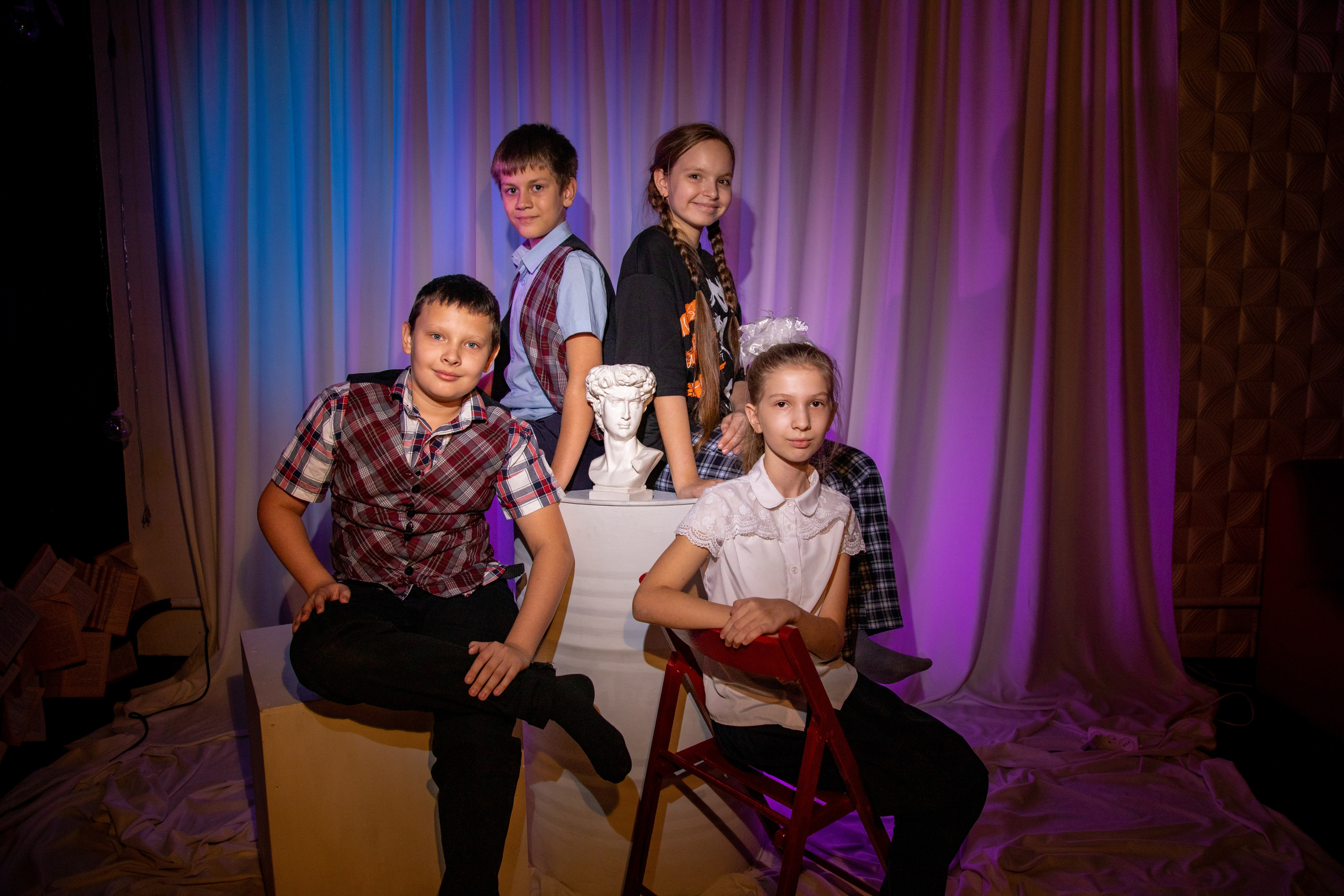 Выпускные альбомы в Красноярске. Студия Колибри