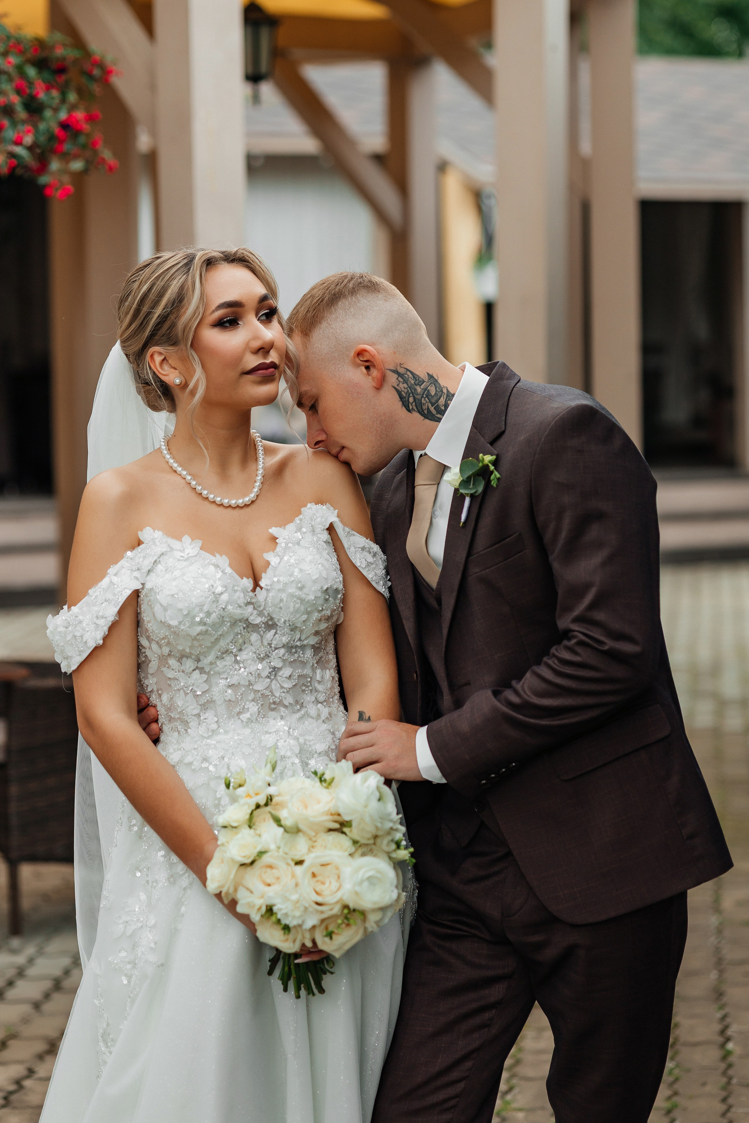 Красивая летняя свадьба в шатре. Олег Сверчков | Свадебный фотограф Вологда