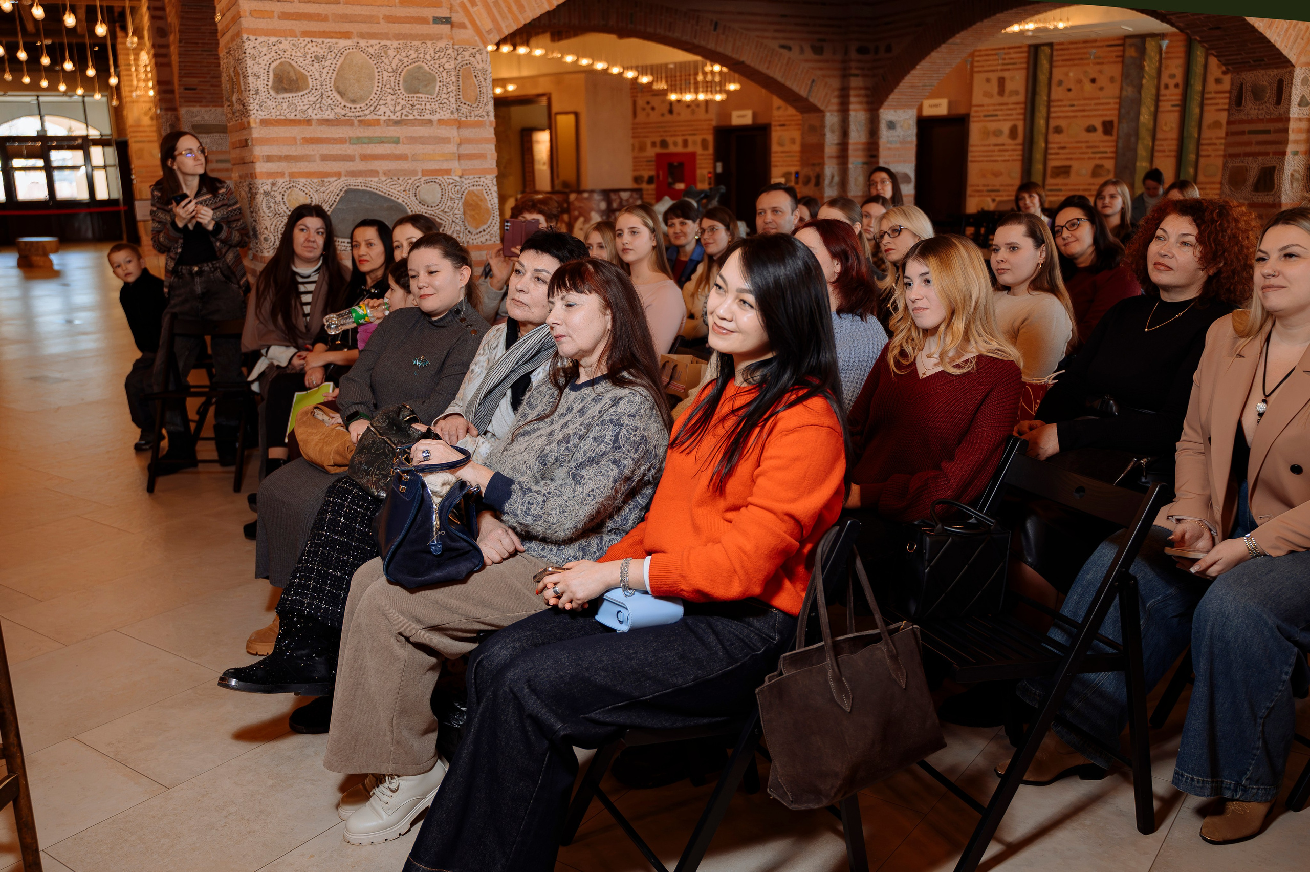 ФАН встреча участников проекта FACTOR.BY: Ибрагима Карасова и Шамхала Хачатуряна. Фотограф Беларусь — Ольга Шаповалова (Жардецкая)