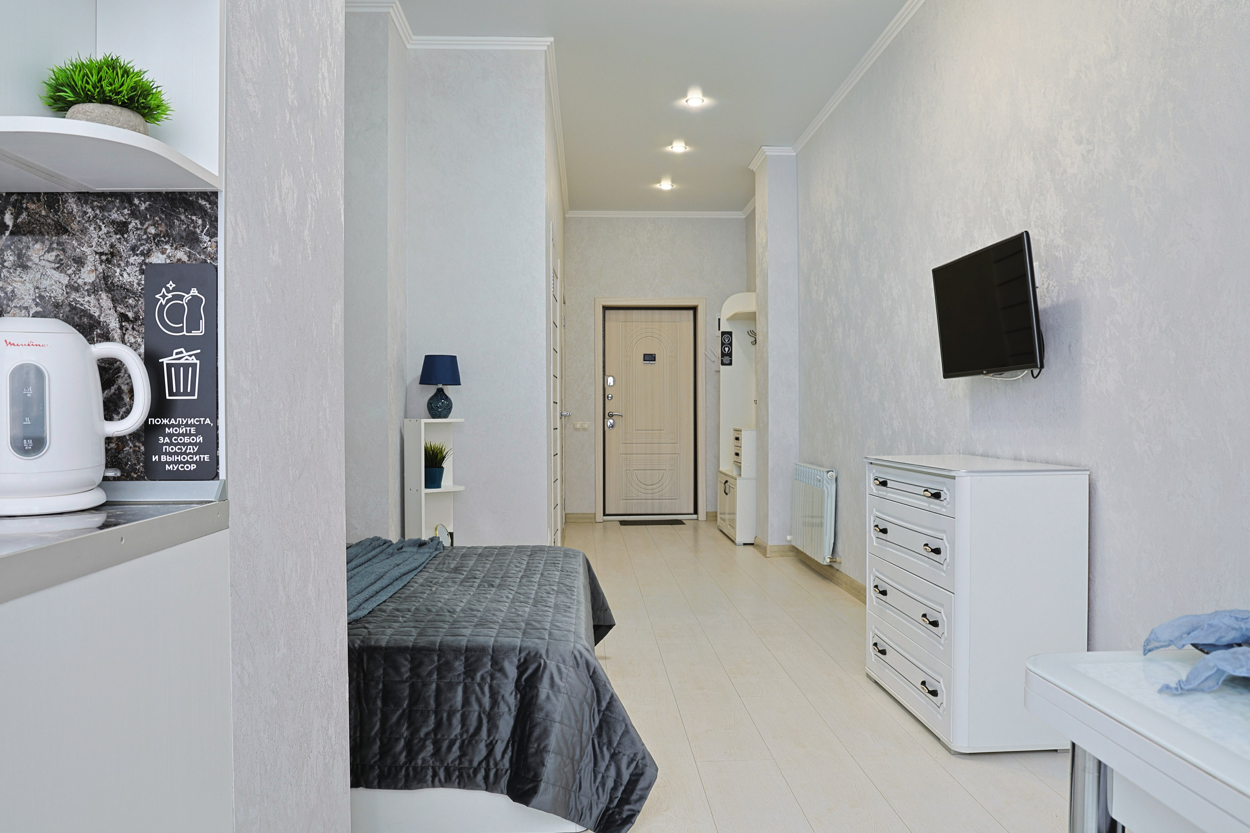 Подготовка к съёмке и фото студии в Геленджике для посуточной аренды. Интерьерная съёмка и подготовка недвижимости к аренде/продаже. Геленджик, Краснодарский край — Юлия Софронова, Art Sea Homes