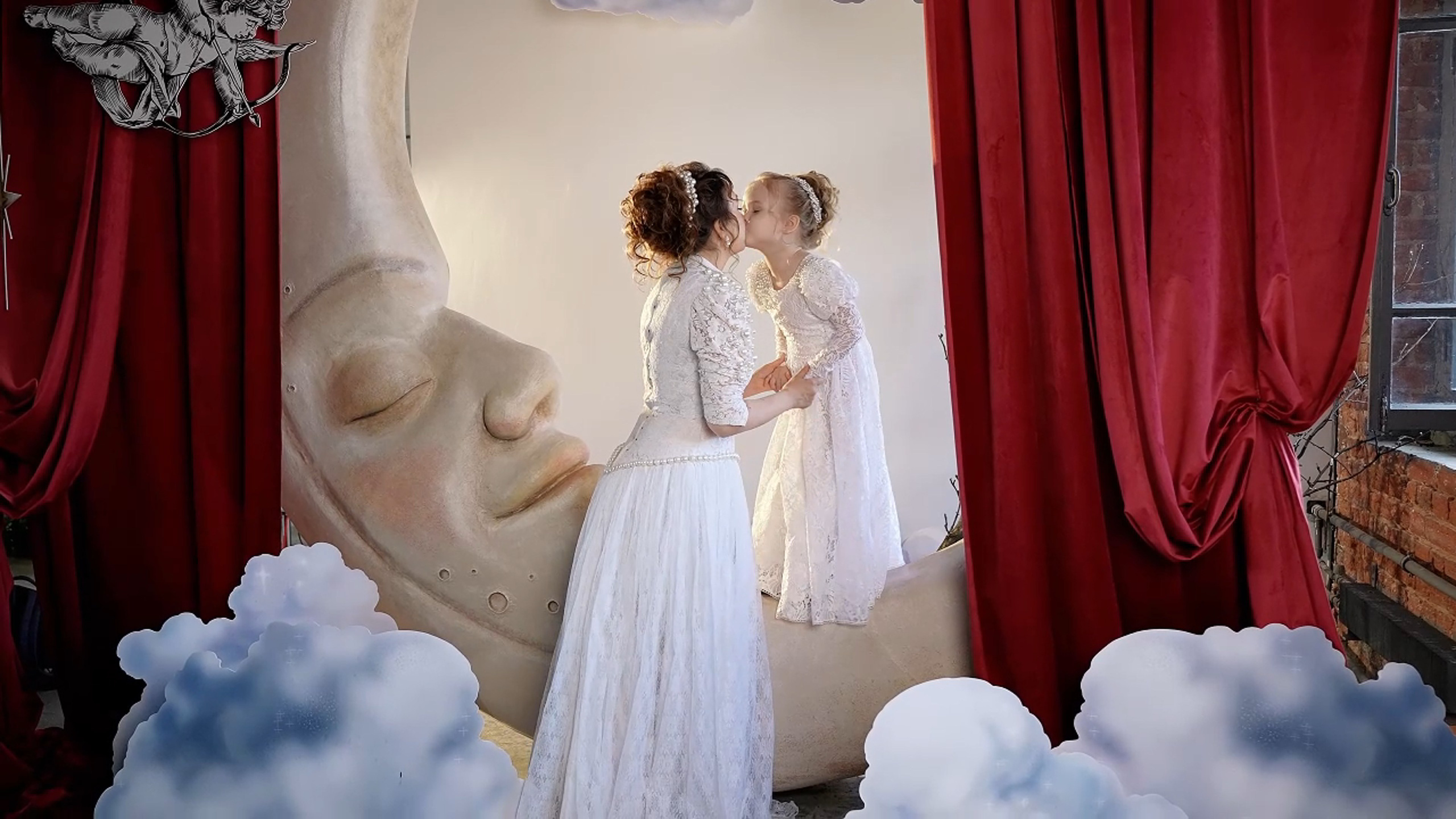 Наталья и Яна — Не просто съёмки, а целые миры 🎬. Видеограф / Фотограф  — Яна Спащанская