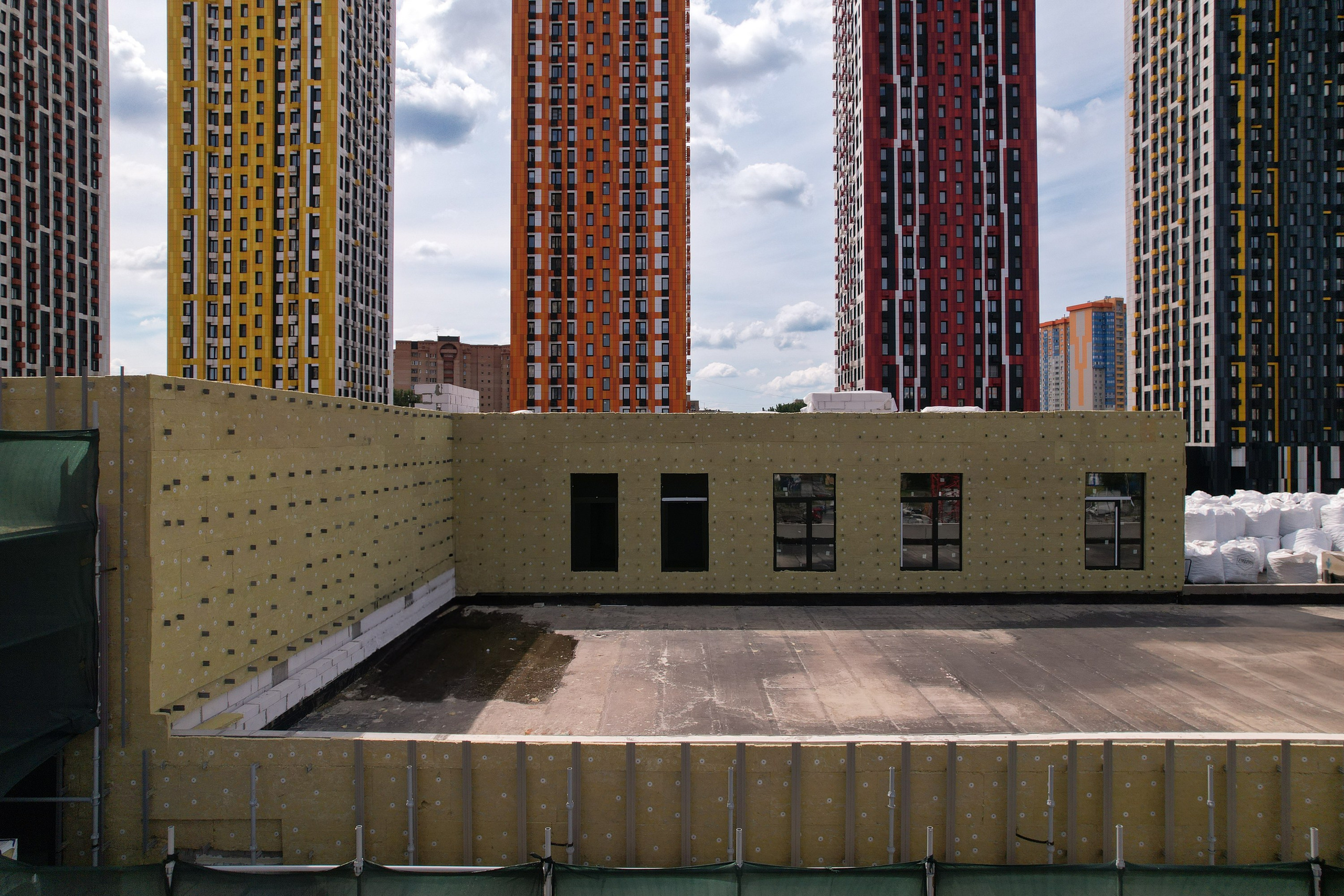 Архитектура и недвижимость. Ход строительства. Съемка с дрона. Профессиональное решение для частных лиц и бизнеса