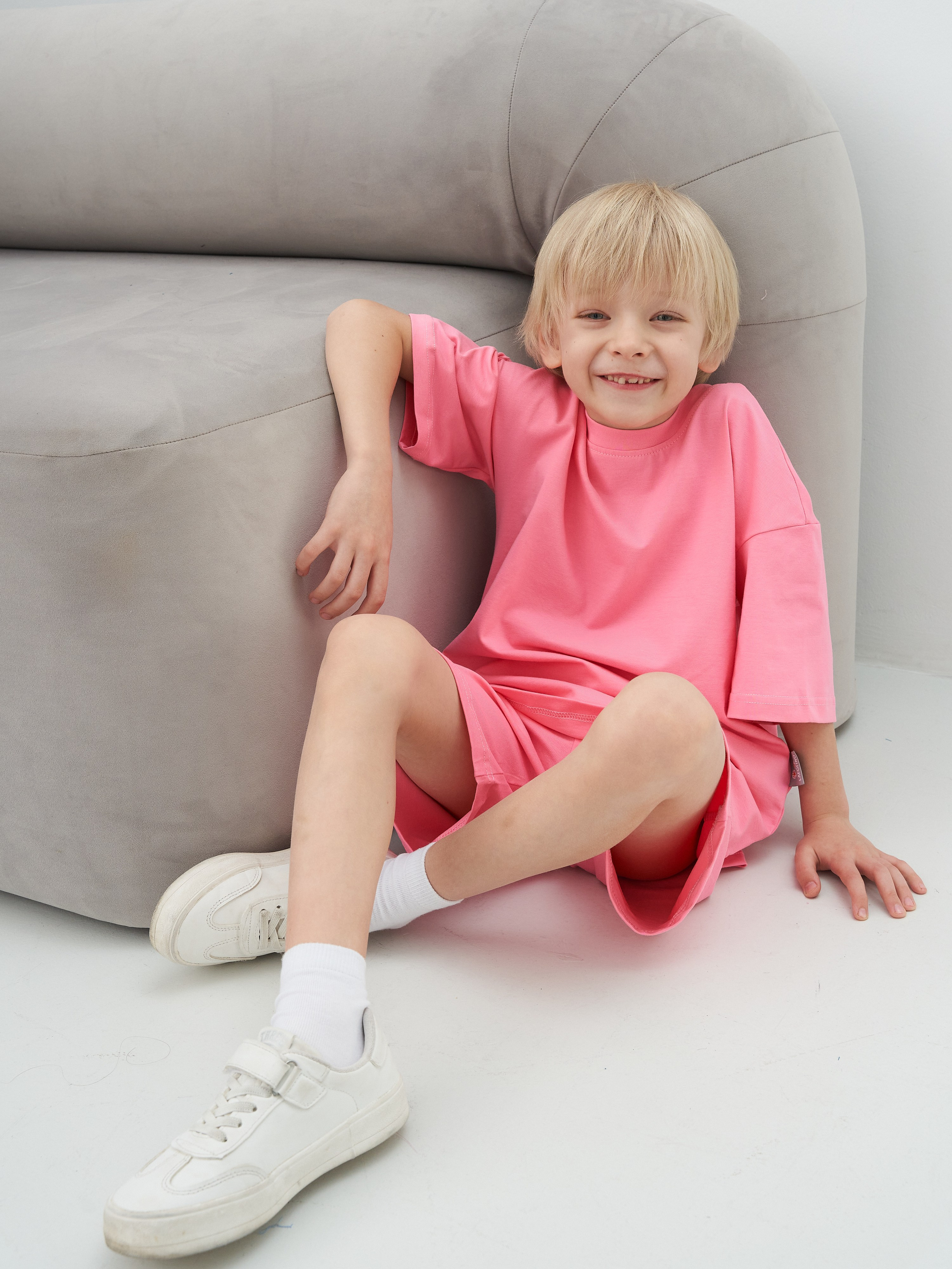 КЕЙС: Съемка для бренда детской одежды на WB. Контент для маркетплейсов и соцсетей. Фото и видео съемка