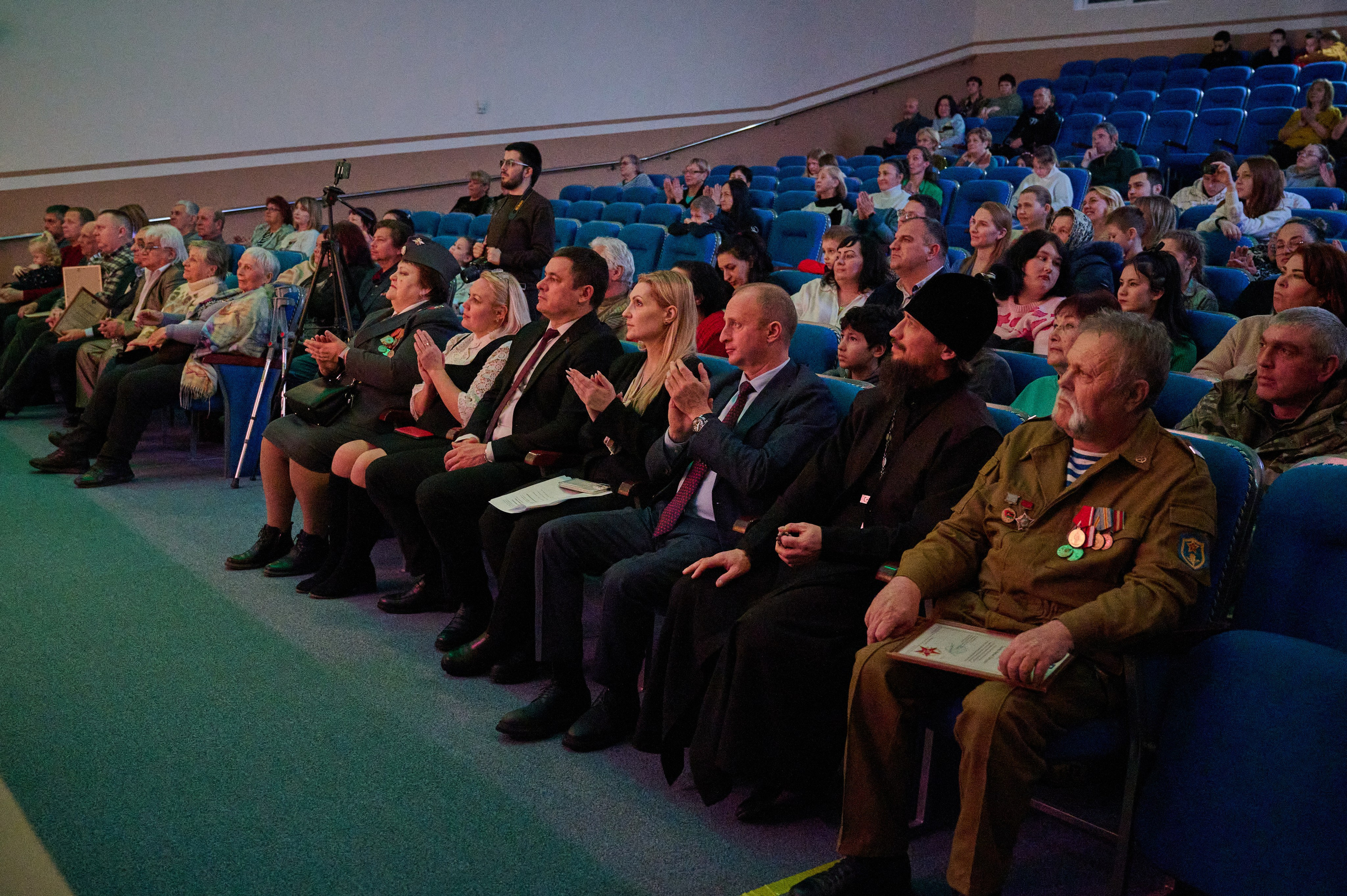 23 февраля Марьина роща. Жизнь курорта Кабардинка в фотографиях