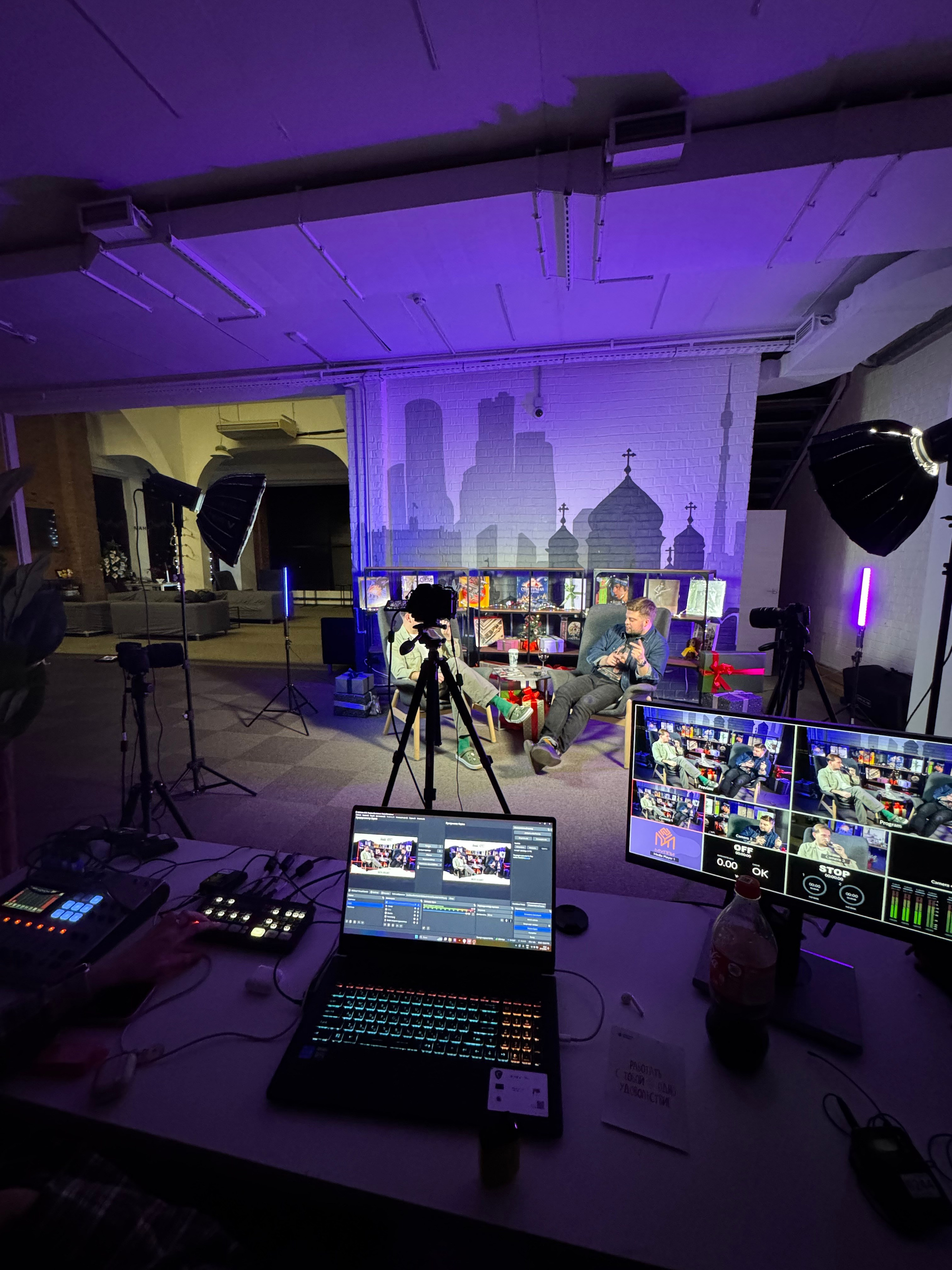 Обо мне. Шилов Арсений — репортажный фотограф в Москве