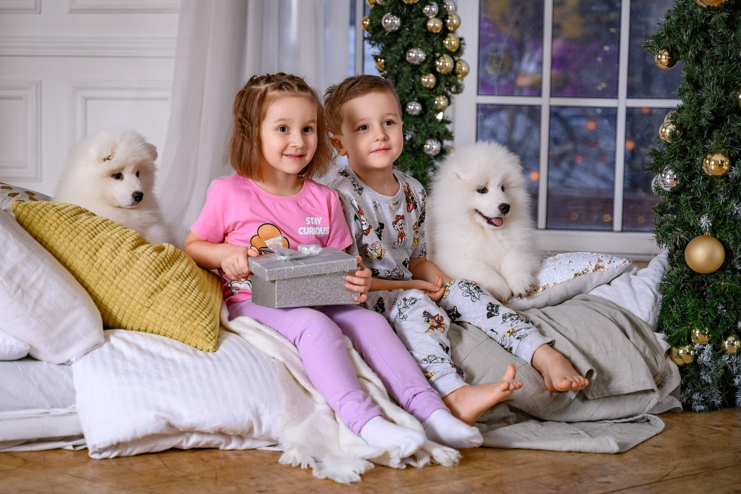 Детская портретная фотосессия в студии от 4000 рублей.