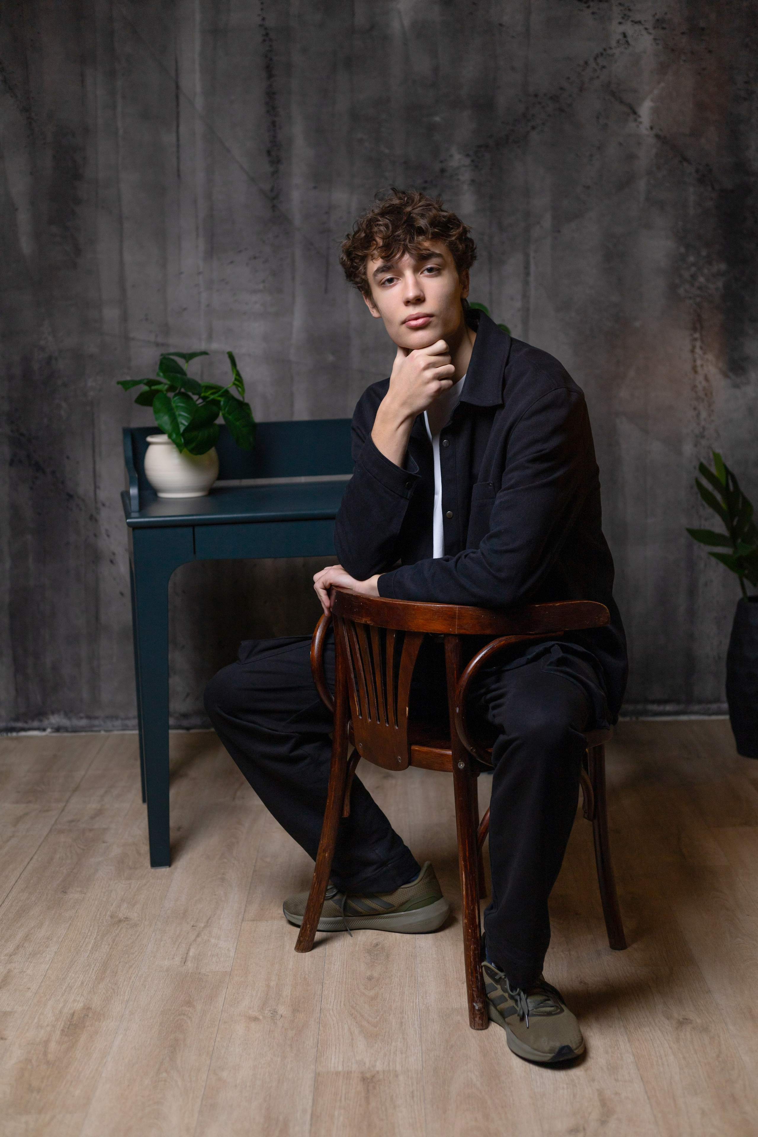 Выпускной альбом 9 и 11 класс «Гранж». Выпускные альбомы в Тюмени для школ, садов, вузов спортивных секций