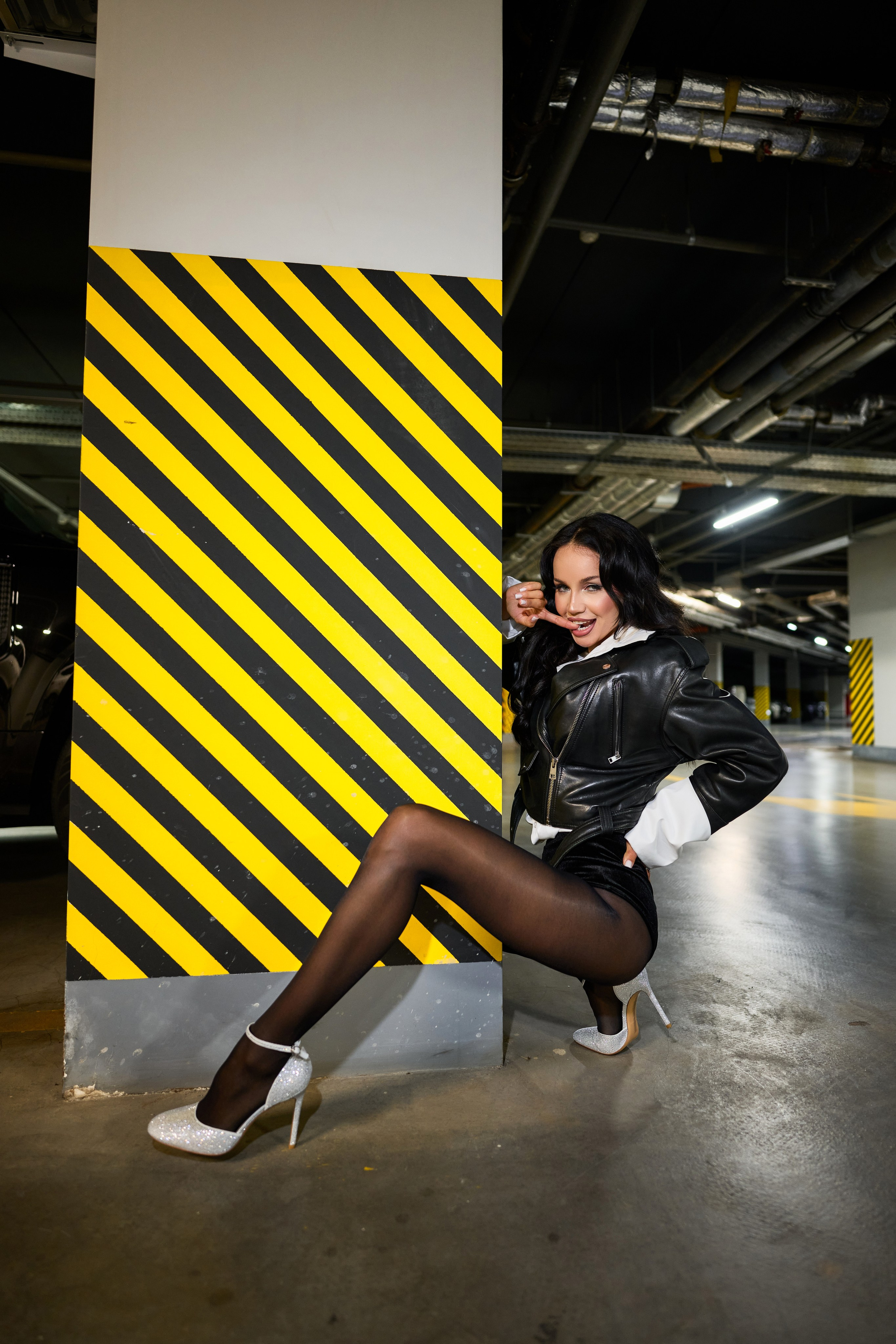 Walking in underground parking. Профессиональный фотограф (Краснодар) Роман Гончаров