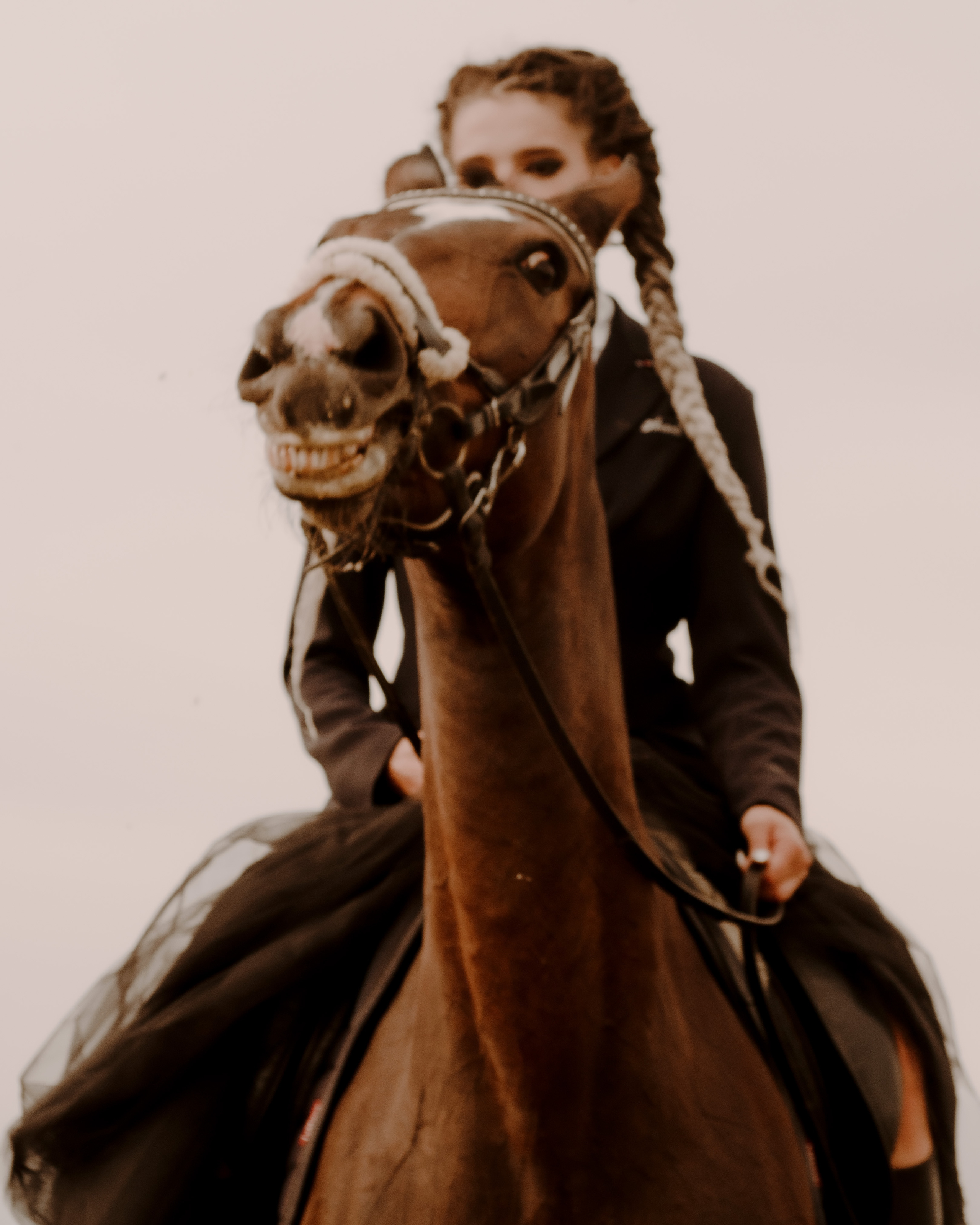 МОИ МЫСЛИ — МОИ СКАКУНЫ. Меня зовут ОЛЬГА. Я ПЕРСОНАЛЬНЫЙ ФОТОГРАФ, МОСКВА