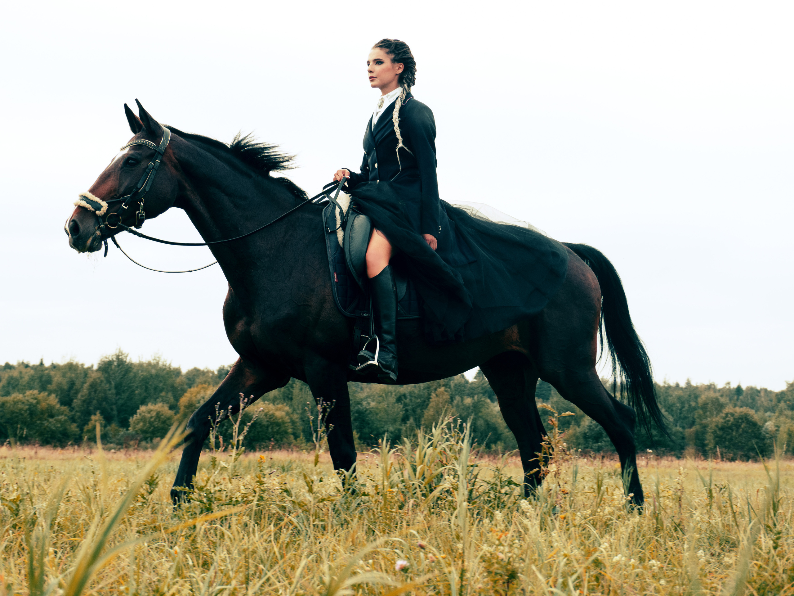 МОИ МЫСЛИ — МОИ СКАКУНЫ. Меня зовут ОЛЬГА. Я ПЕРСОНАЛЬНЫЙ ФОТОГРАФ, МОСКВА