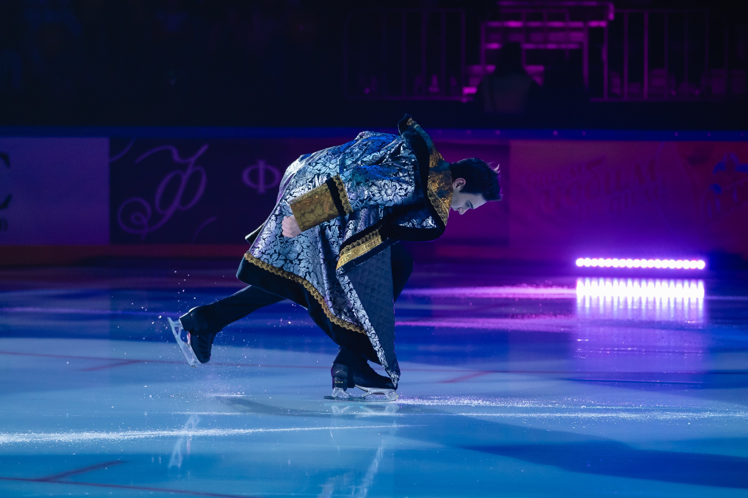 Шоу «Чемпионы на льду» в Новосибирске. Воробьева Ксения — Спортивный и танцевальный фотограф Новосибирск