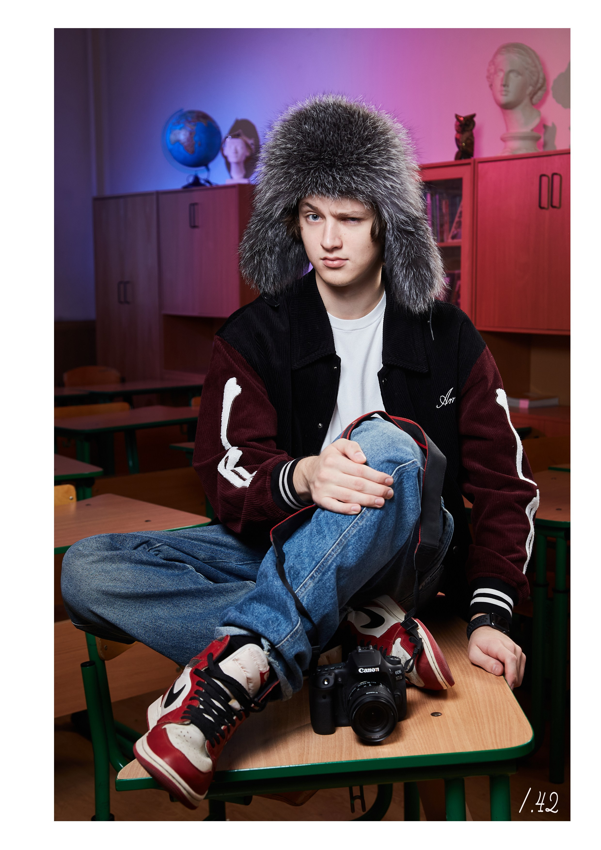 Выпускной альбом «Одиннадцатый» для старших классов — «Миллион Портретов»