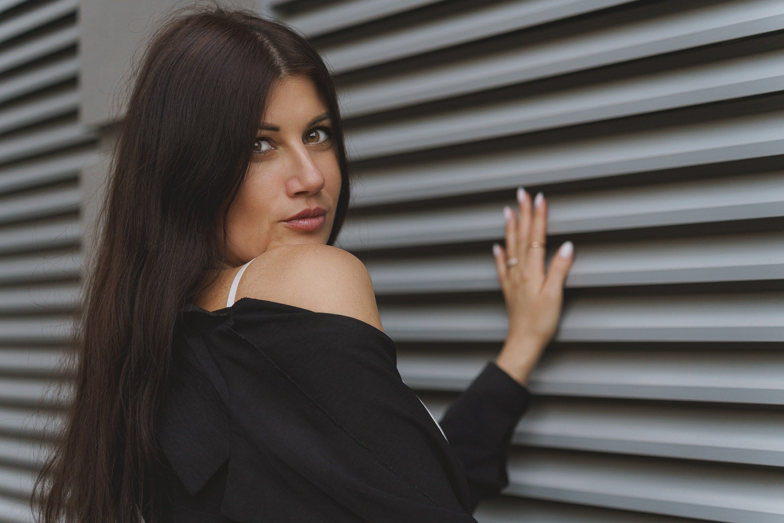 Контрастный портрет девушки | Съемка портретов Екатеринбург