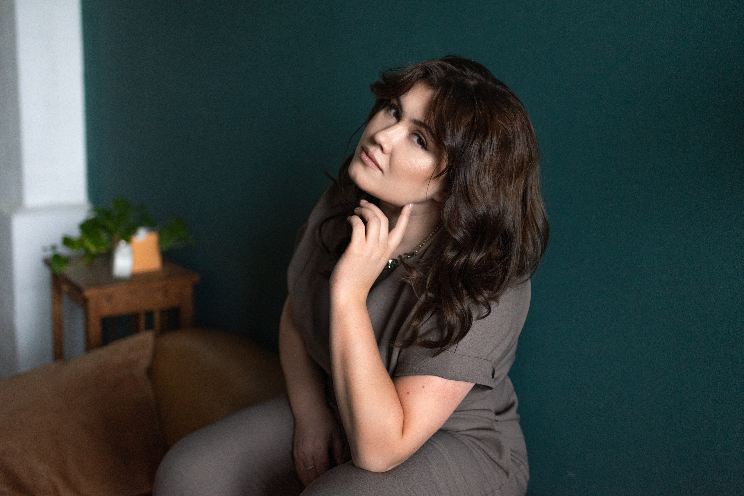 Деловая фотосессия для женщин в студии Москва