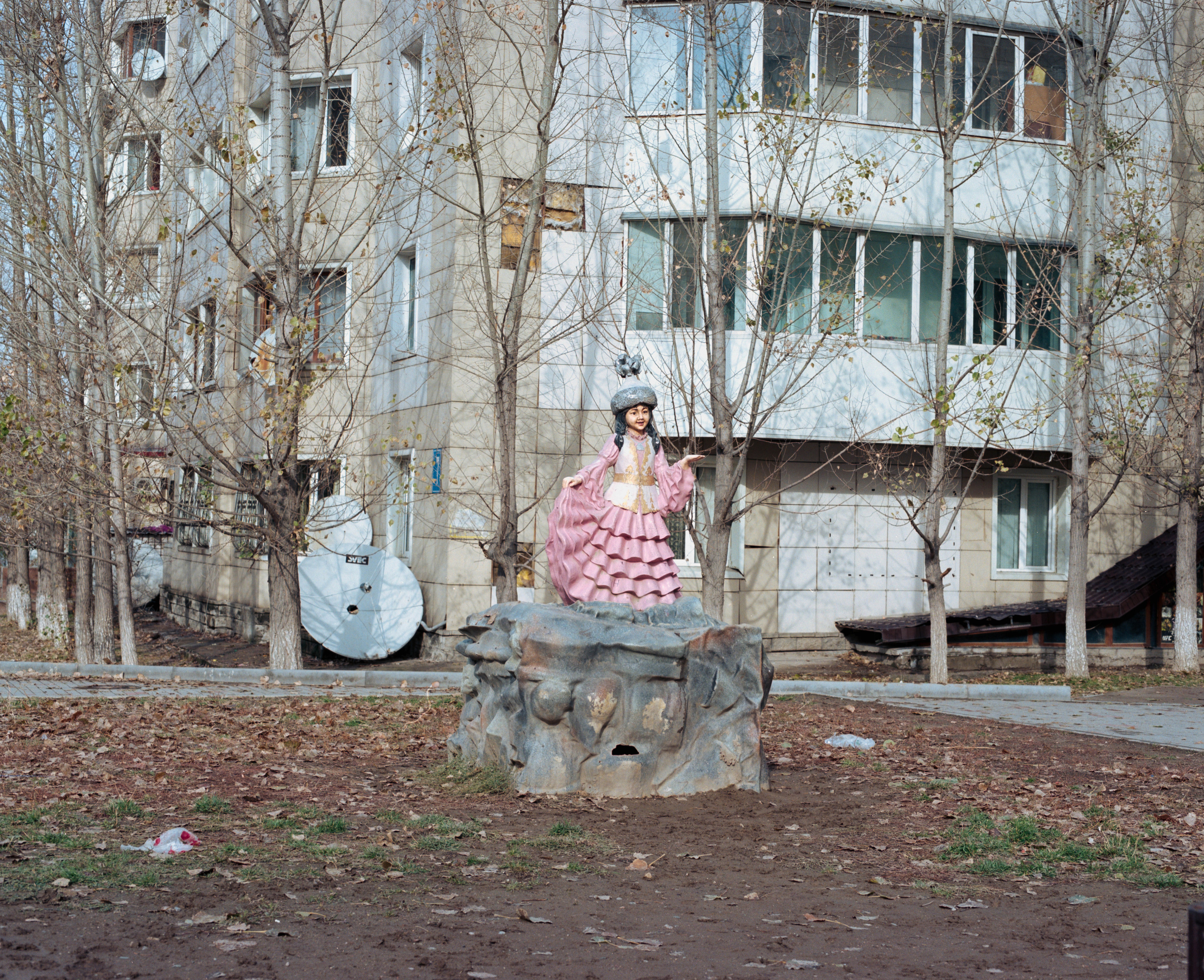 20 000 (on-going). Bauyrzhan Sabit — photographer and cinematographer