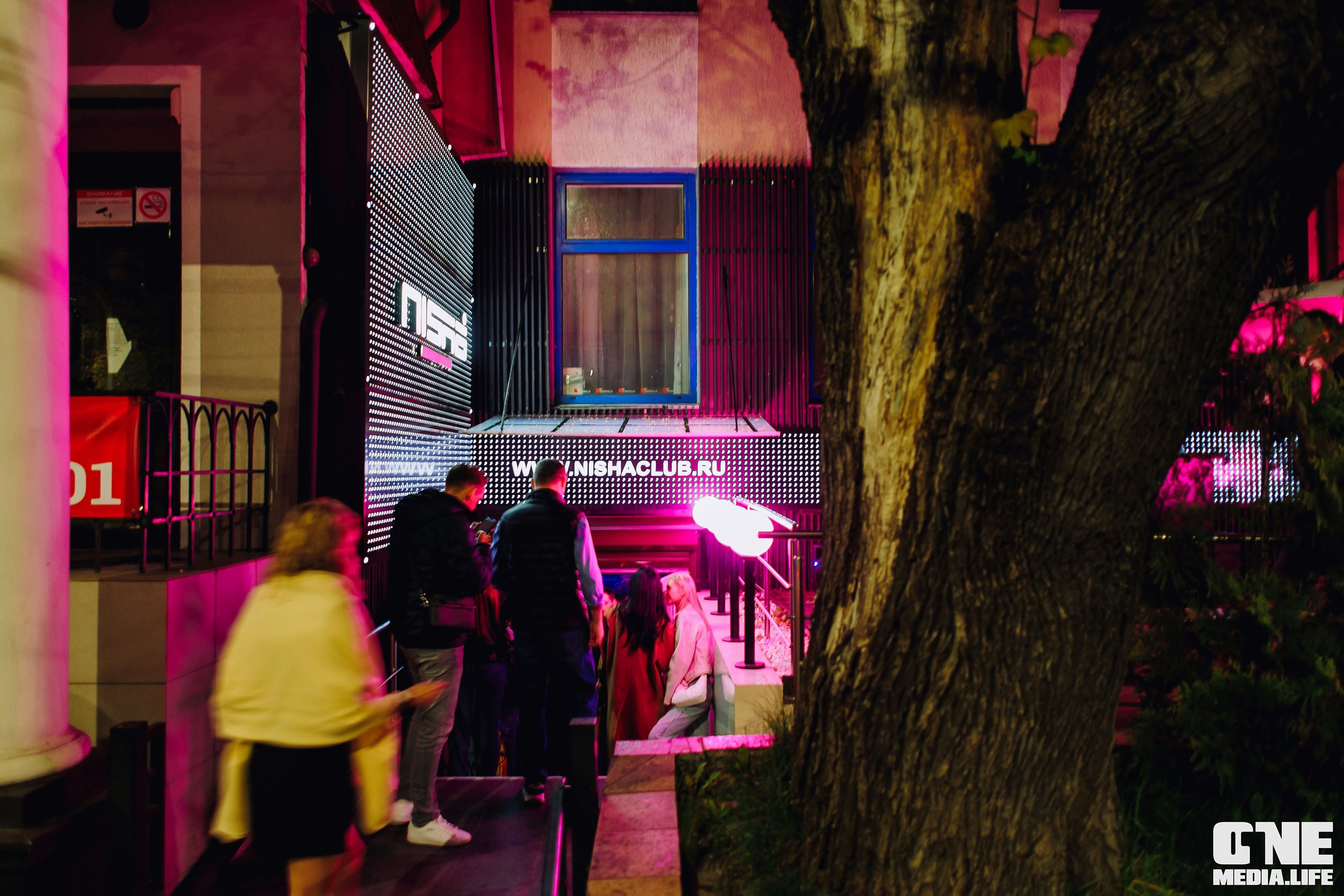 Репортаж с субботней тусовки в Nisha. One Media Life: фоторепортажи, фотоотчеты с мероприятий и заведений