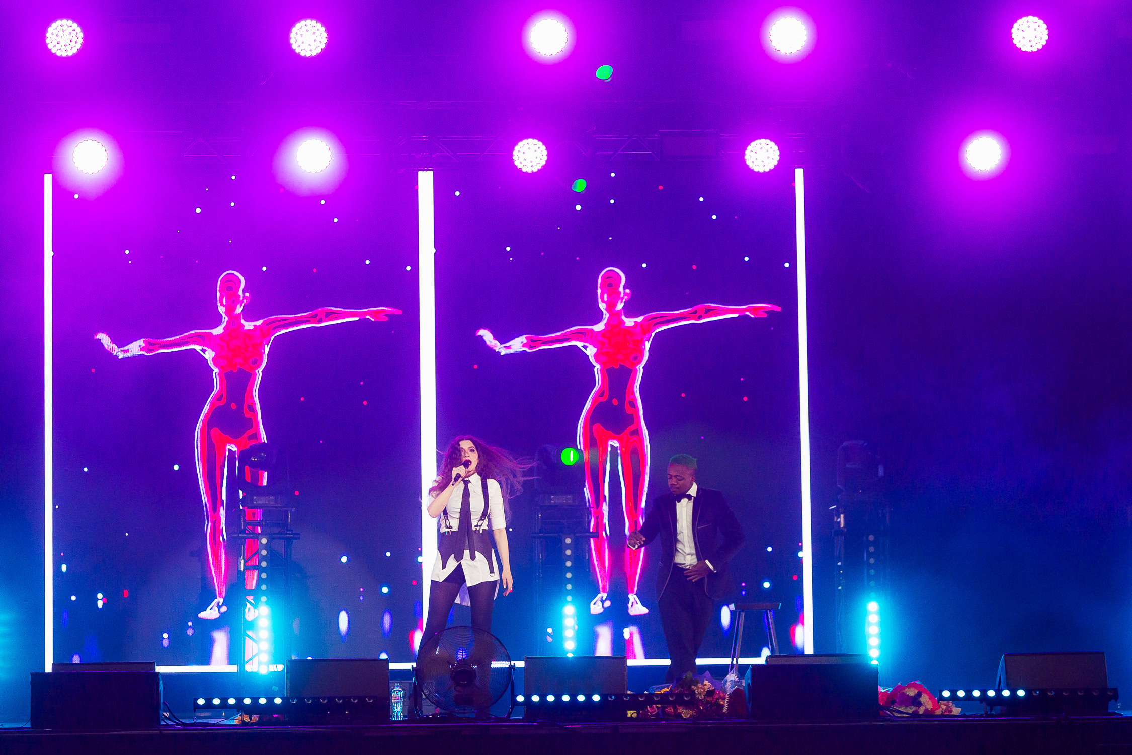 Профессиональный репортажный фотограф в Санкт-Петербурге и области. Концертная фотосъёмка на заказ. Репортажная концертная фотосъёмка в СПб. Фотограф Сергей Пушкин. Услуги фотографа. Фотограф на мероприятие.