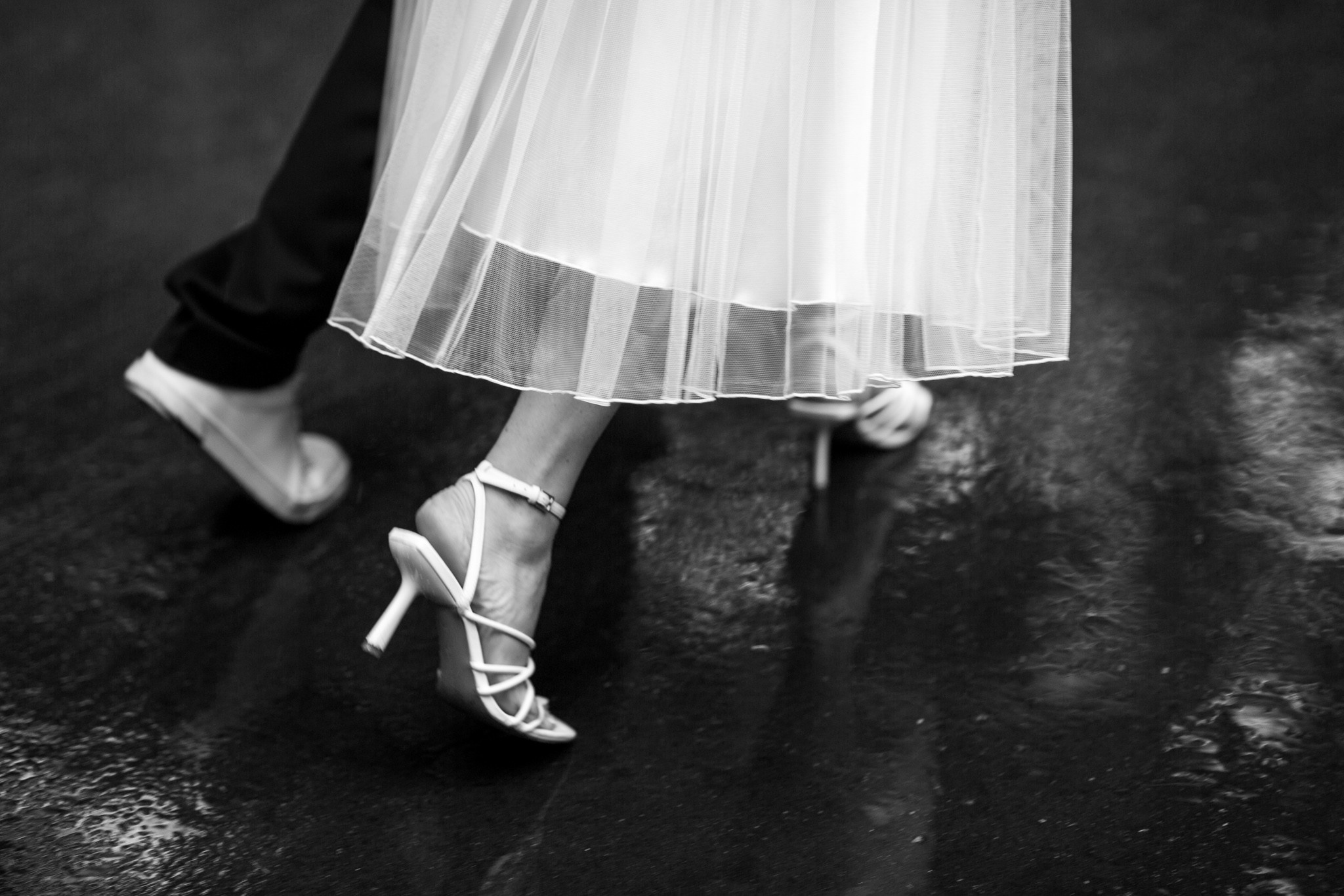 Свадебная фотосессия в дождь