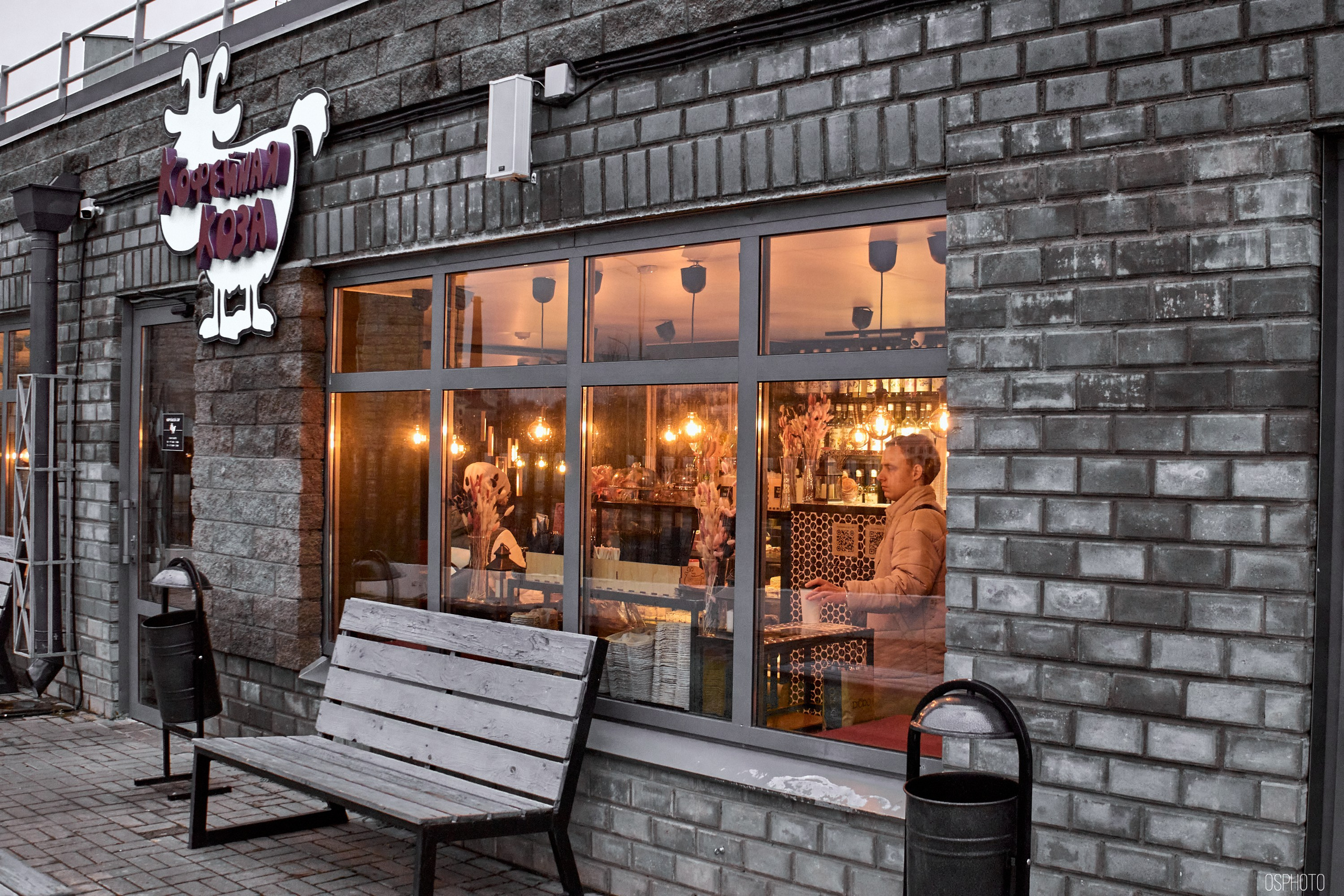 Псков. Ноябрь. Фотографъ Сергѣевъ. Поймать мгновеніе