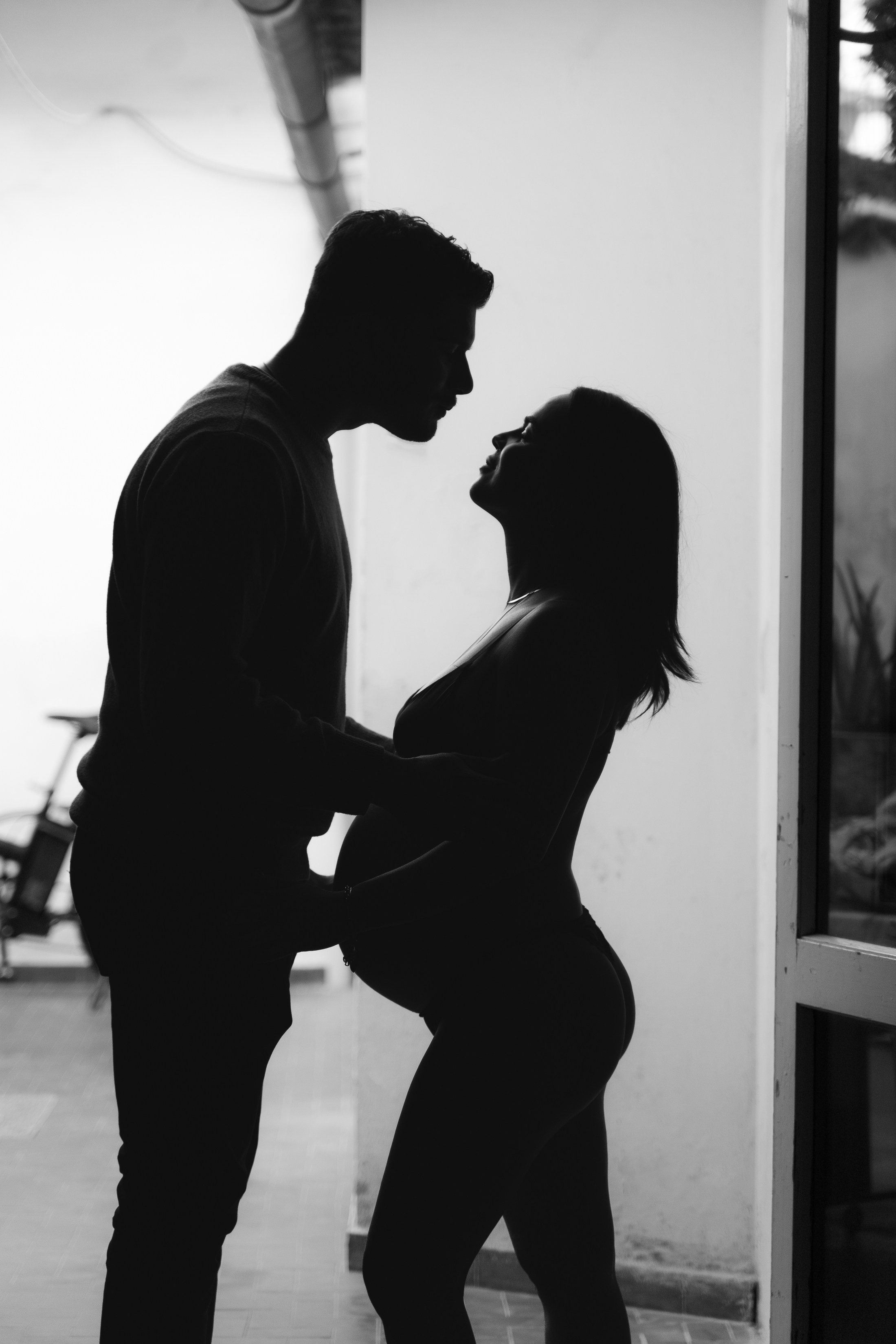 Fotografia di Maternità in Toscana, a Lucca, Pisa, Firenze. Family Lifestyle Photographer in Lucca, Italia