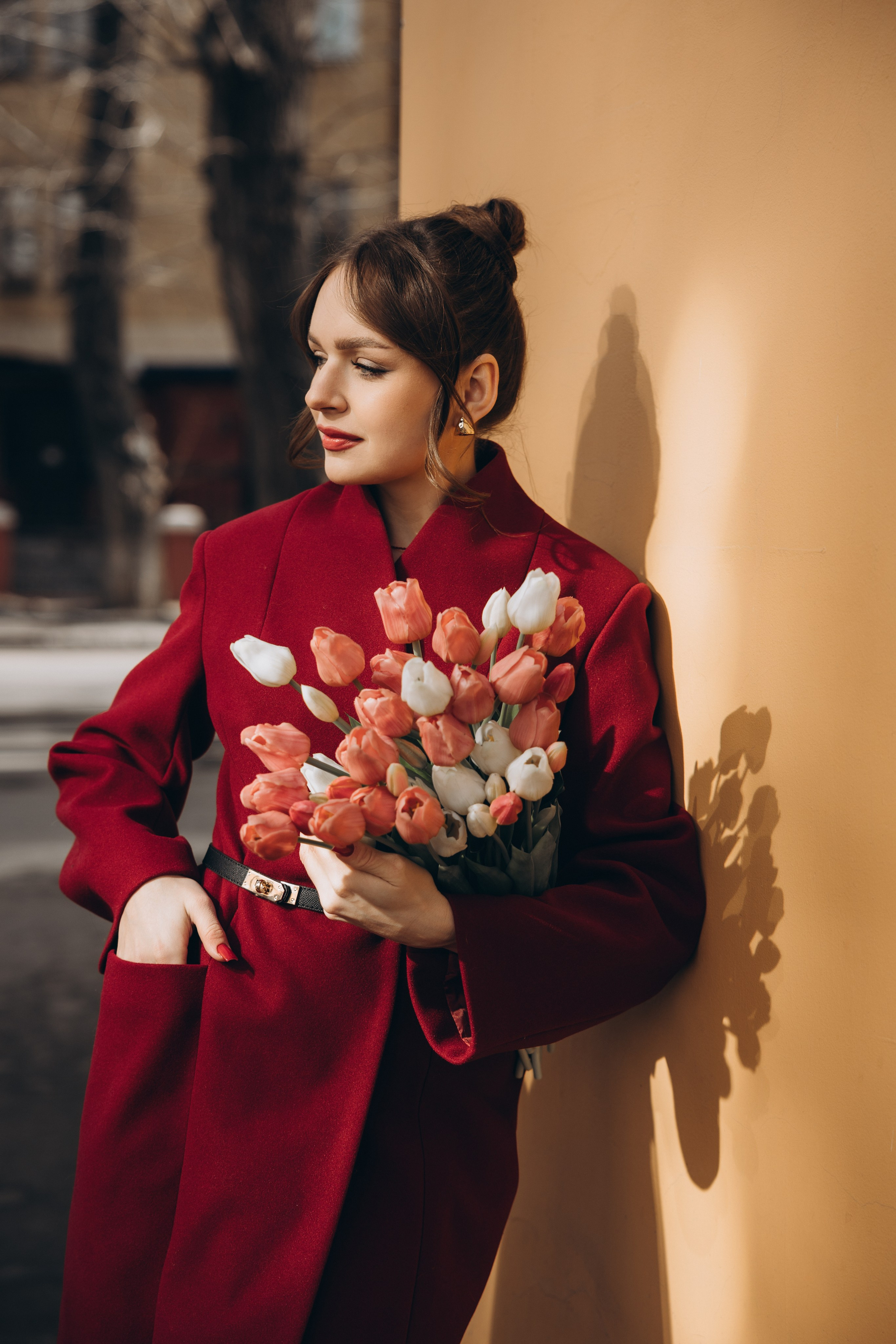 Прогулка с тюльпанами. Свадебный, семейный фотограф в Иркутске Светлана Макаричева